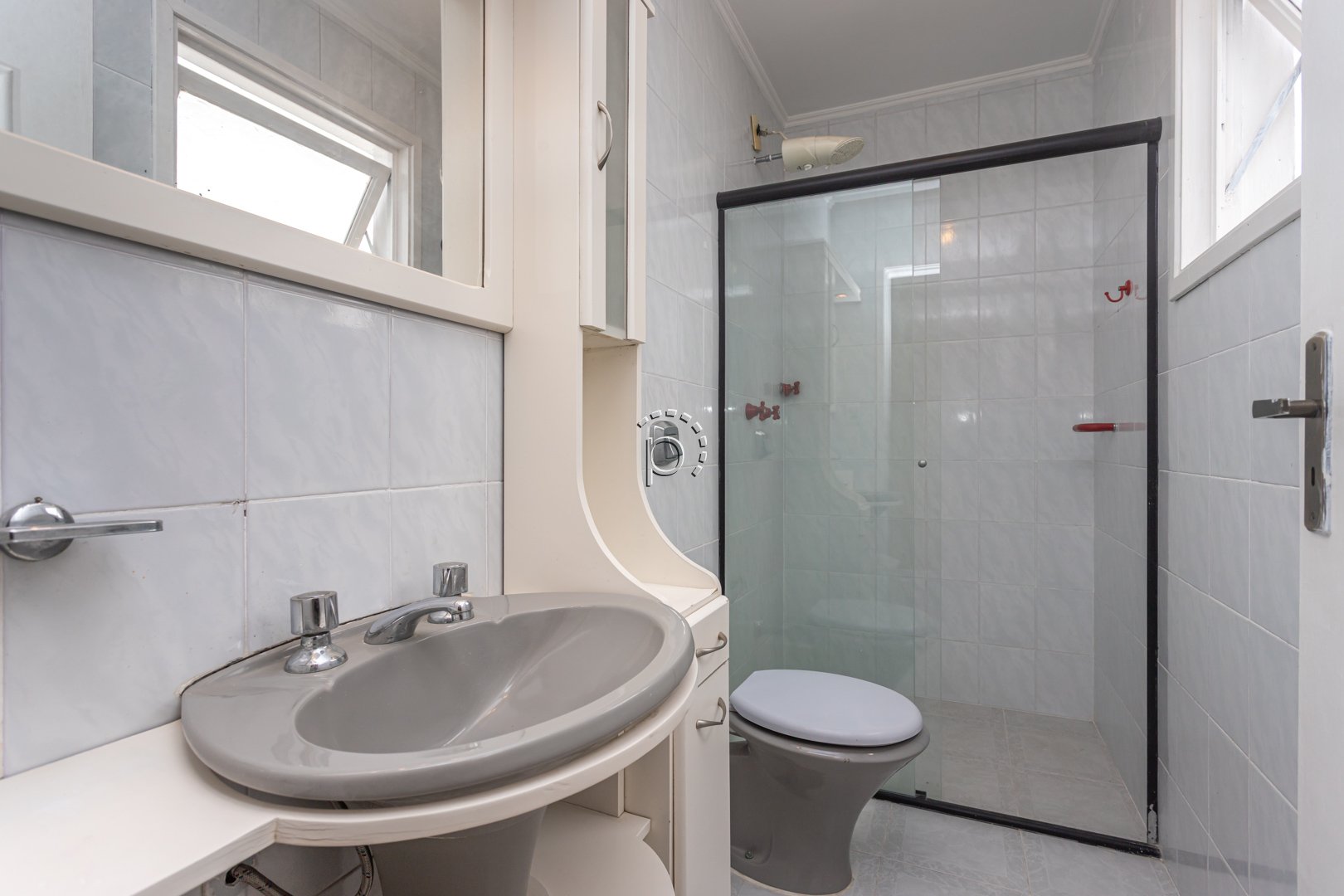 Casa à venda com 328m², 4 quartos, 1 suíte, 8 vagas no bairro Ipanema em Porto Alegre - Foto 45