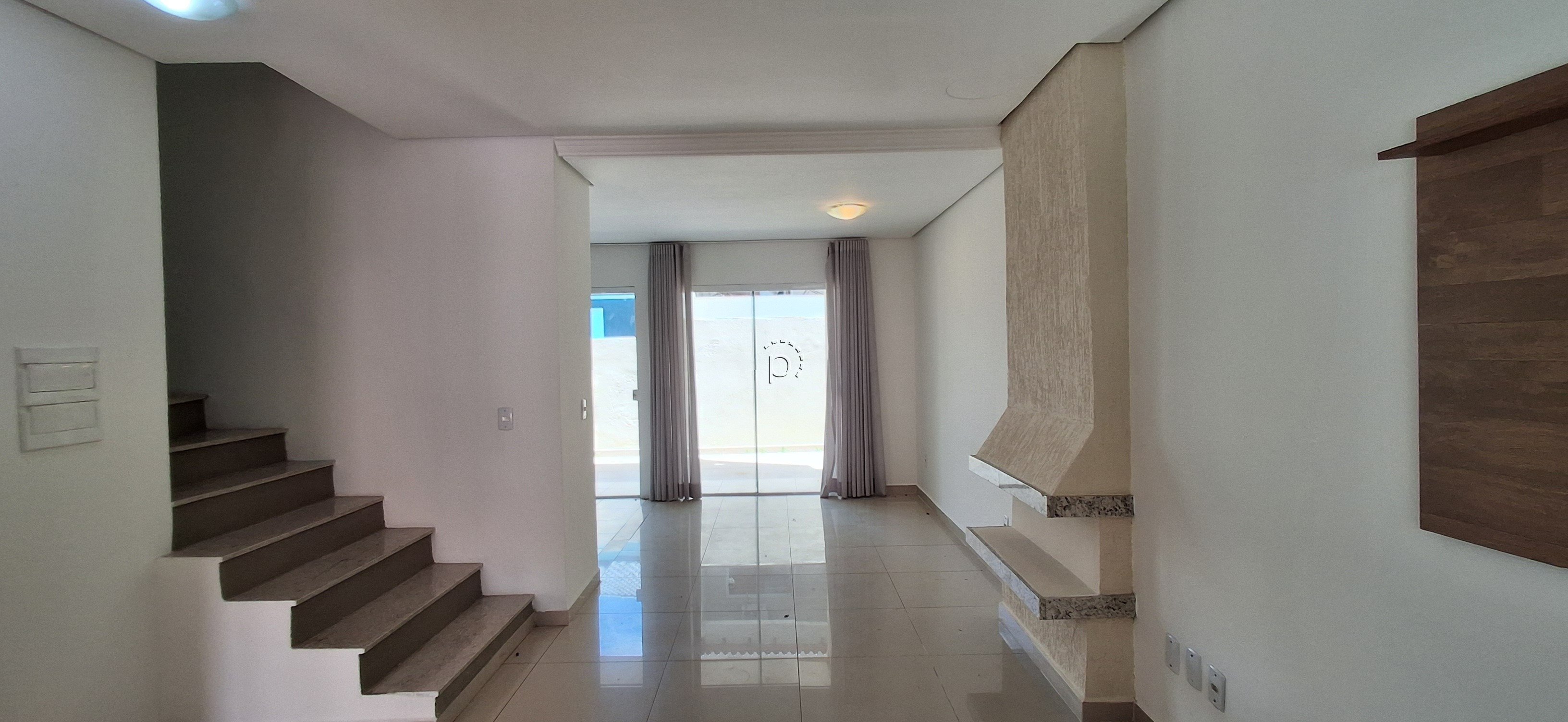 Casa em Condomínio para alugar com 140m², 3 quartos, 1 suíte, 2 vagas no bairro Hípica em Porto Alegre - Foto 2