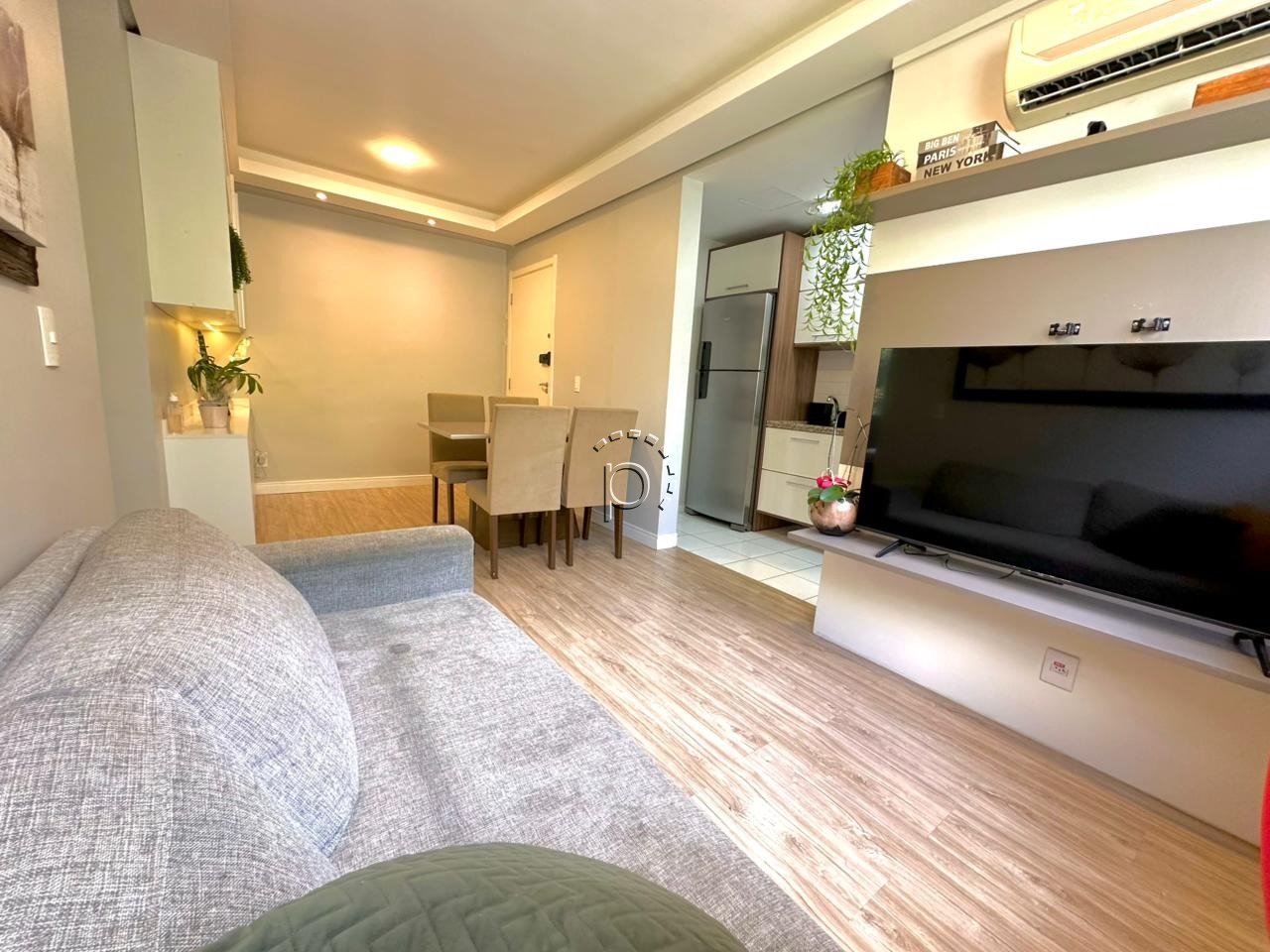 Apartamento à venda com 61m², 3 quartos, 1 suíte, 1 vaga no bairro Cavalhada em Porto Alegre - Foto 4