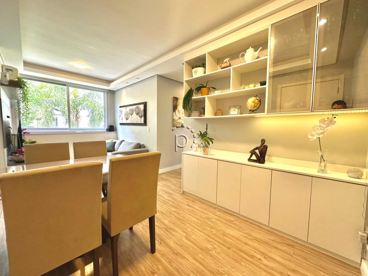 Apartamento à venda com 61m², 3 quartos, 1 suíte, 1 vaga no bairro Cavalhada em Porto Alegre - Foto 2