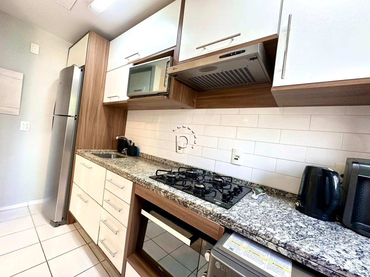 Apartamento à venda com 61m², 3 quartos, 1 suíte, 1 vaga no bairro Cavalhada em Porto Alegre - Foto 11