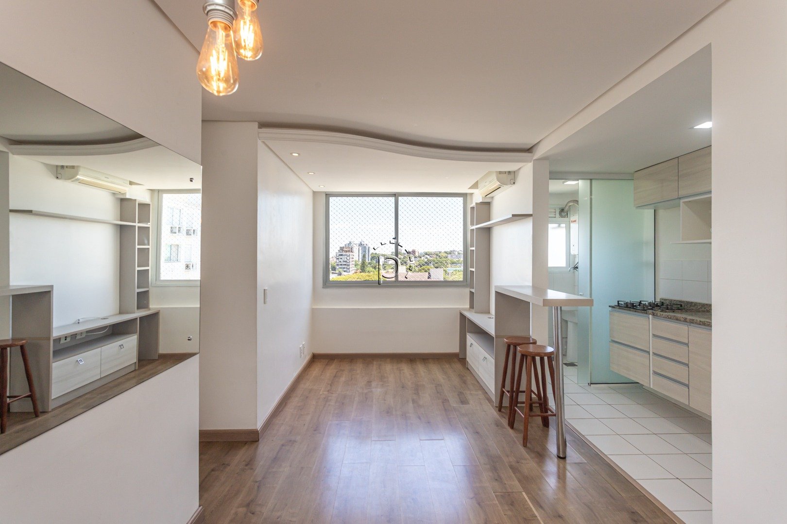 Apartamento à venda com 46m², 2 quartos, 1 vaga no bairro Cristal em Porto Alegre - Foto 2