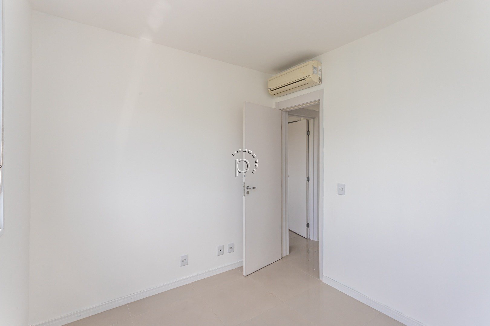 Apartamento à venda com 54m², 2 quartos, 1 suíte, 1 vaga no bairro Vila Nova em Porto Alegre - Foto 14