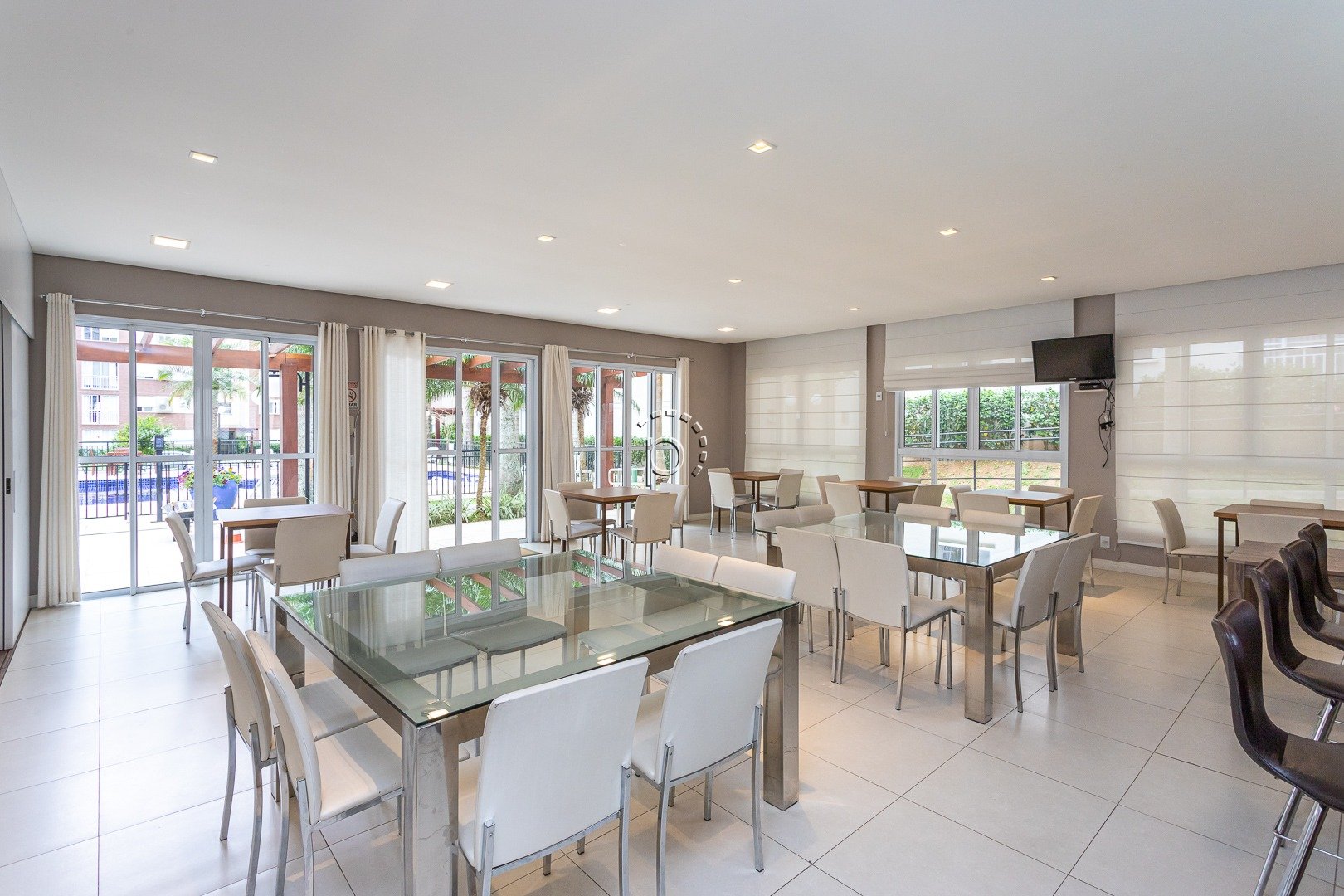 Apartamento à venda com 54m², 2 quartos, 1 suíte, 1 vaga no bairro Vila Nova em Porto Alegre - Foto 27