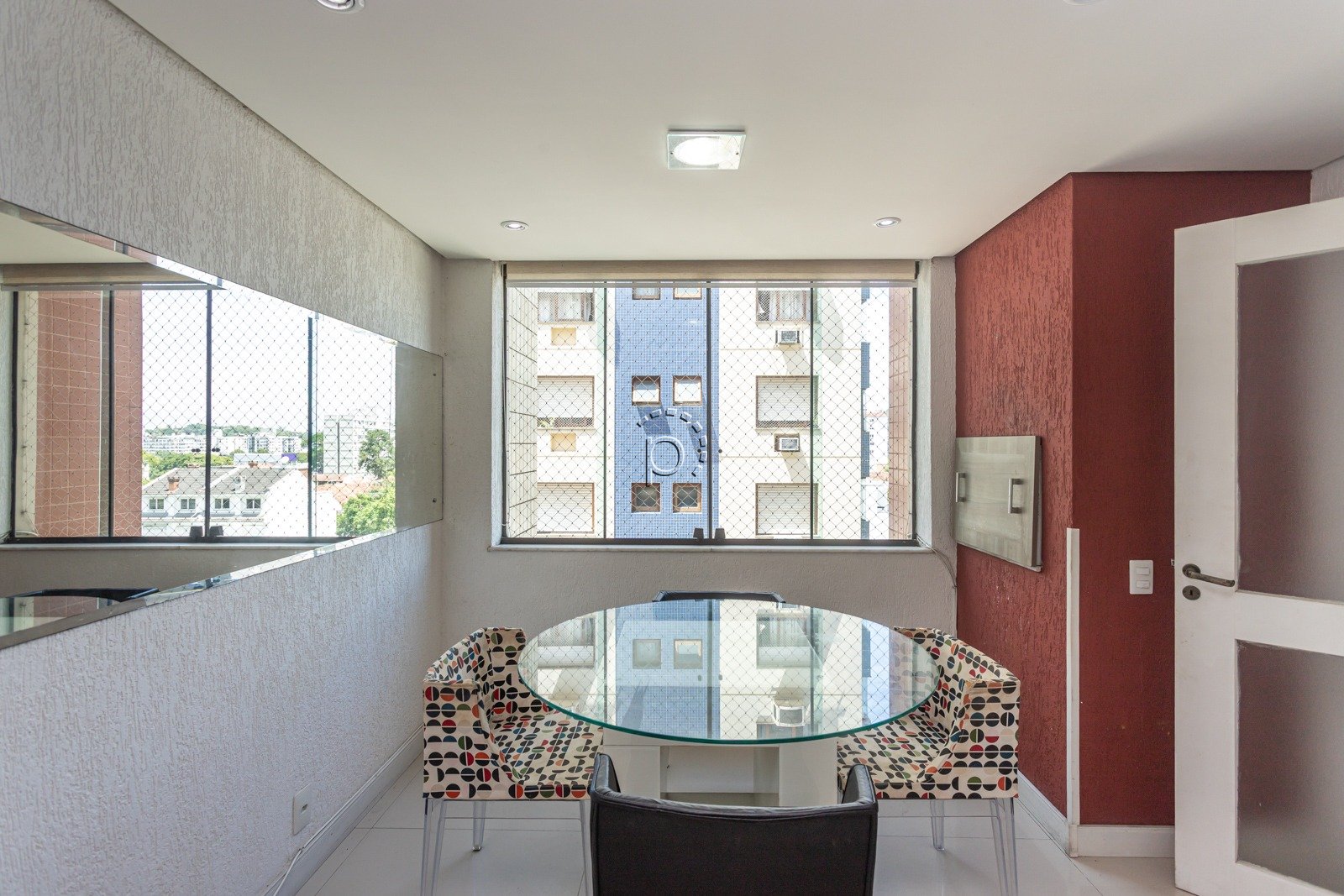Apartamento para alugar com 77m², 2 quartos, 1 suíte, 1 vaga no bairro Tristeza em Porto Alegre - Foto 2