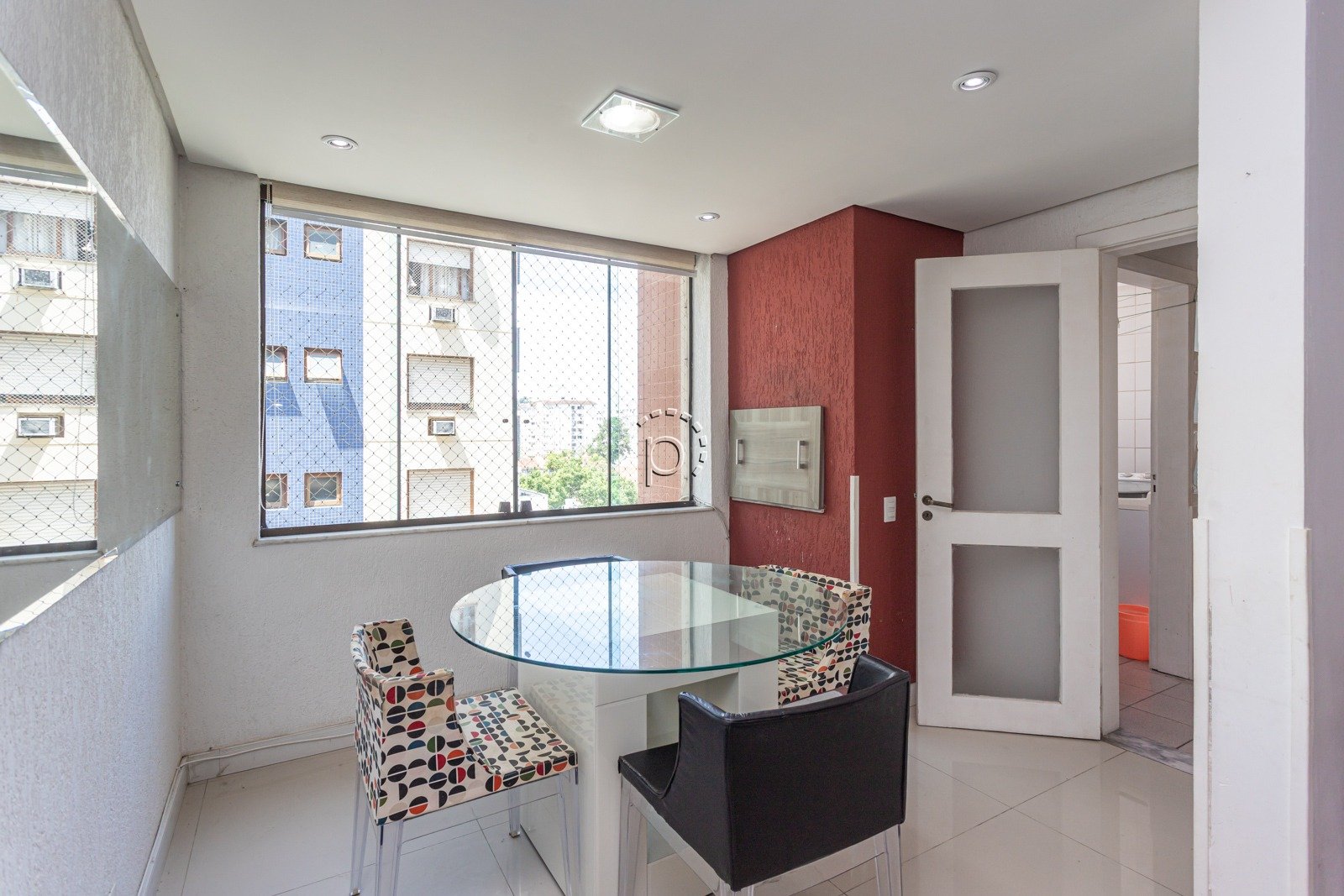Apartamento para alugar com 77m², 2 quartos, 1 suíte, 1 vaga no bairro Tristeza em Porto Alegre