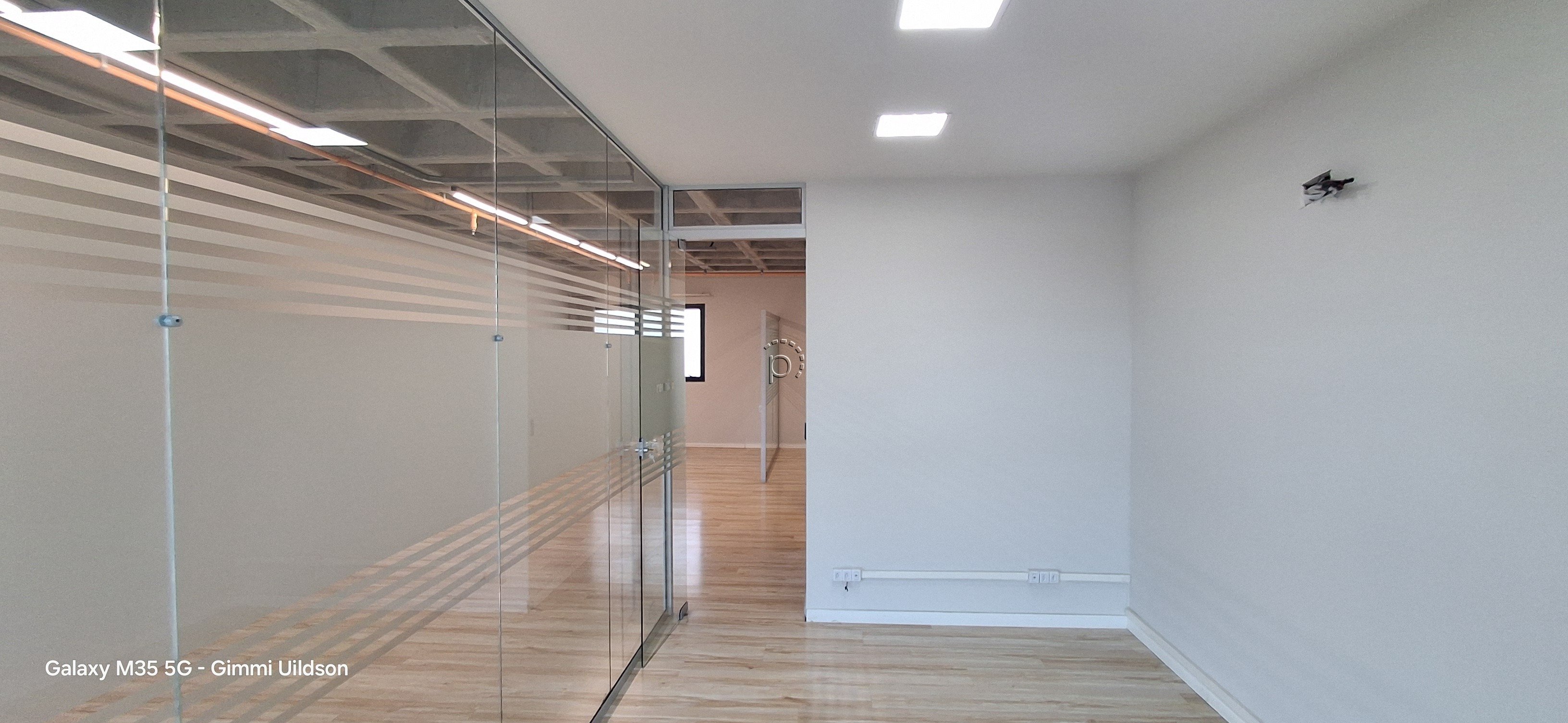 Sala para alugar com 83m² no bairro Praia de Belas em Porto Alegre - Foto 10