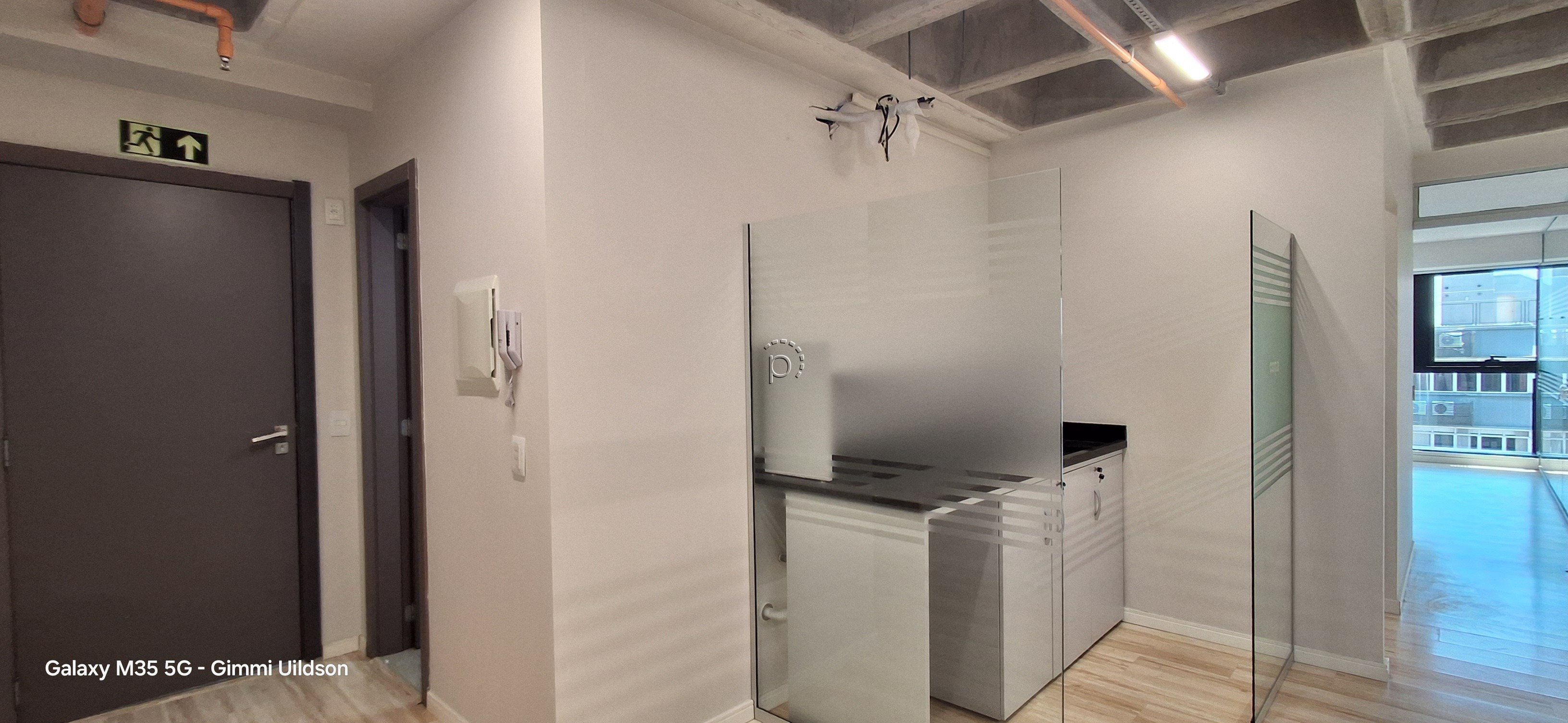 Sala para alugar com 83m² no bairro Praia de Belas em Porto Alegre - Foto 14