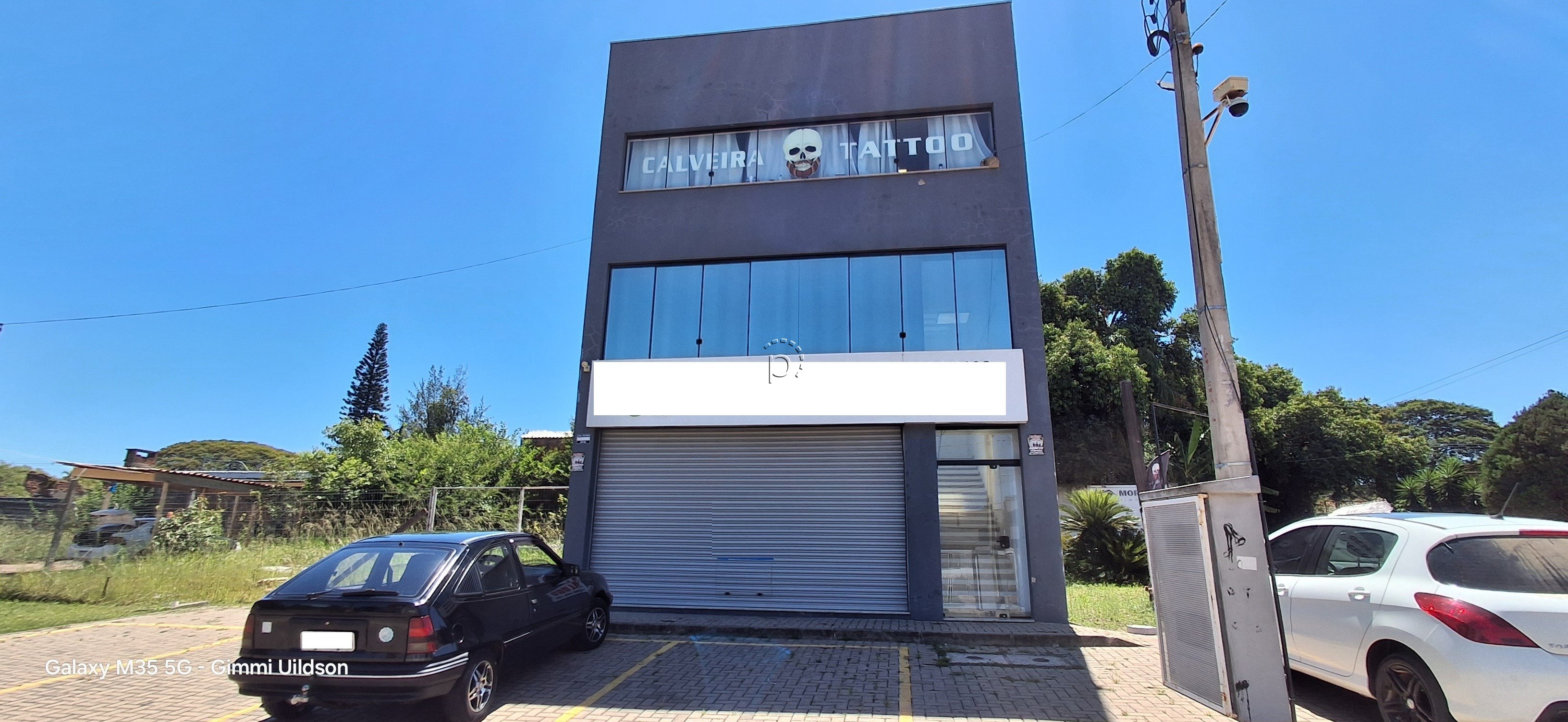 Loja para alugar com 100m², 4 vagas no bairro Hípica em Porto Alegre