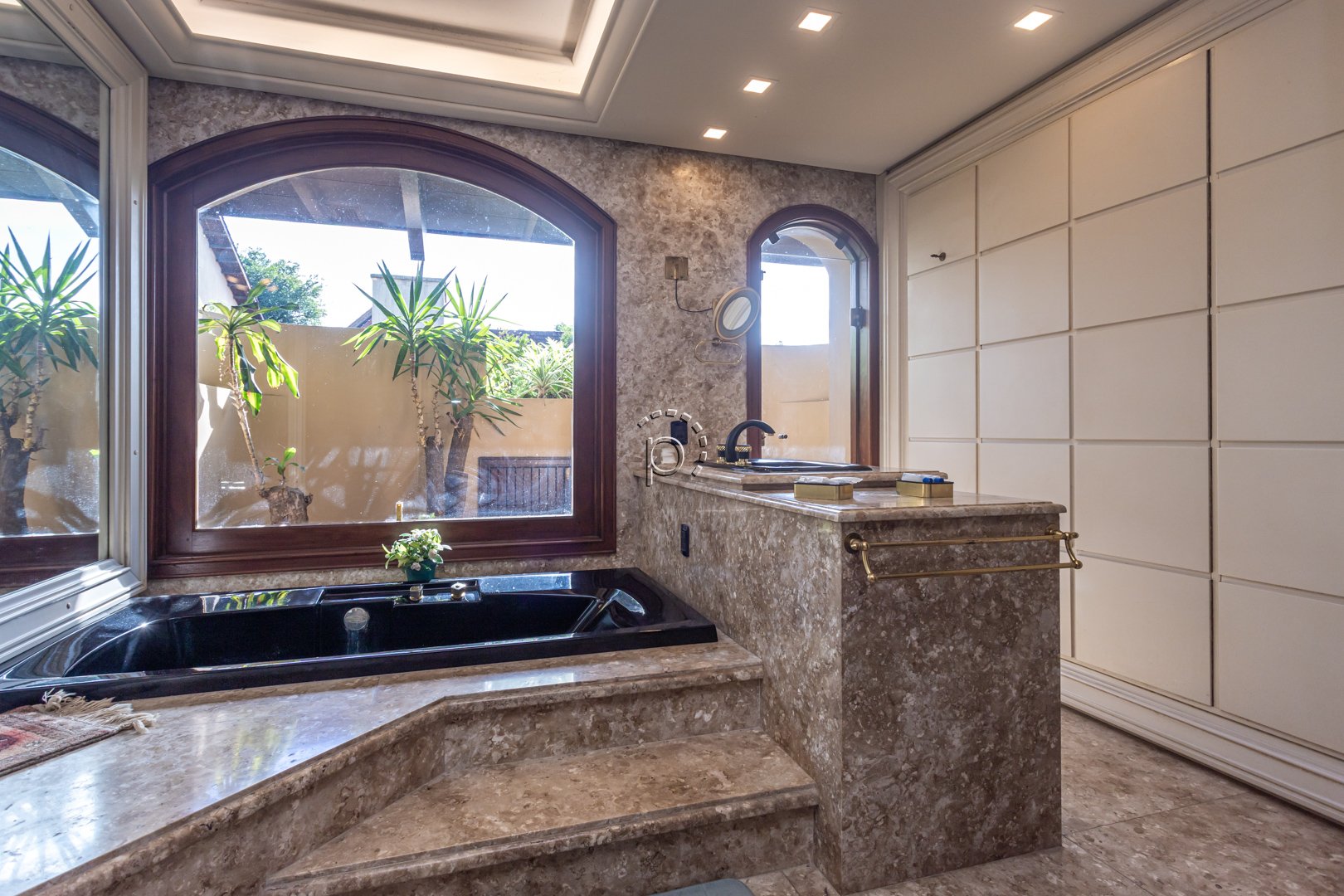 Casa em Condomínio à venda com 498m², 3 quartos, 1 suíte, 4 vagas no bairro Cavalhada em Porto Alegre - Foto 29