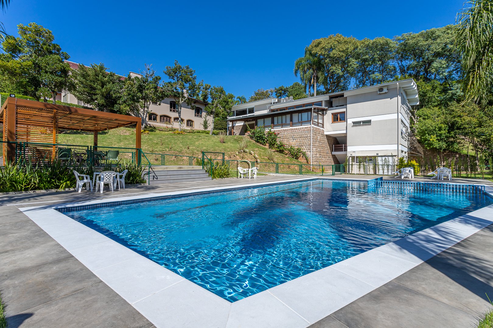 Casa em Condomínio à venda com 498m², 3 quartos, 1 suíte, 4 vagas no bairro Cavalhada em Porto Alegre - Foto 63