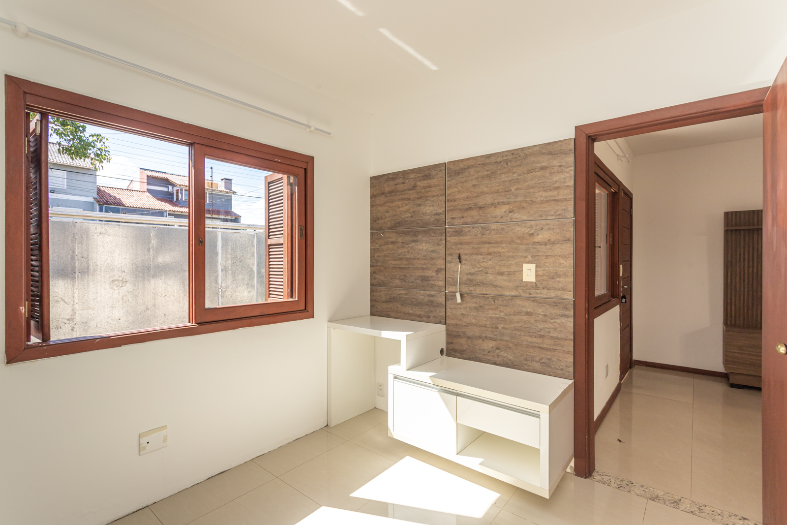 Casa para alugar com 74m², 2 quartos, 1 suíte, 2 vagas no bairro Hípica em Porto Alegre - Foto 14