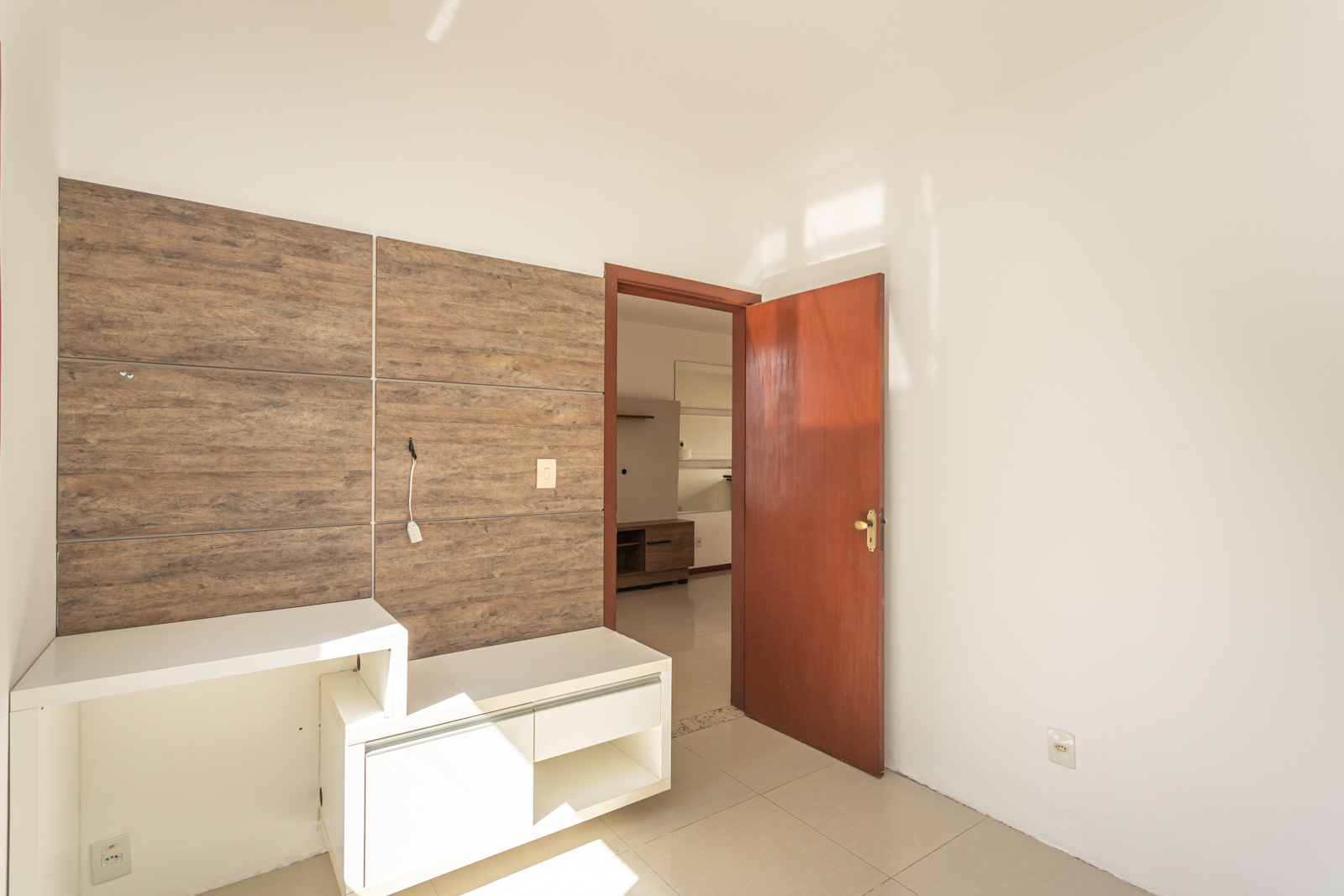 Casa para alugar com 74m², 2 quartos, 1 suíte, 2 vagas no bairro Hípica em Porto Alegre - Foto 15