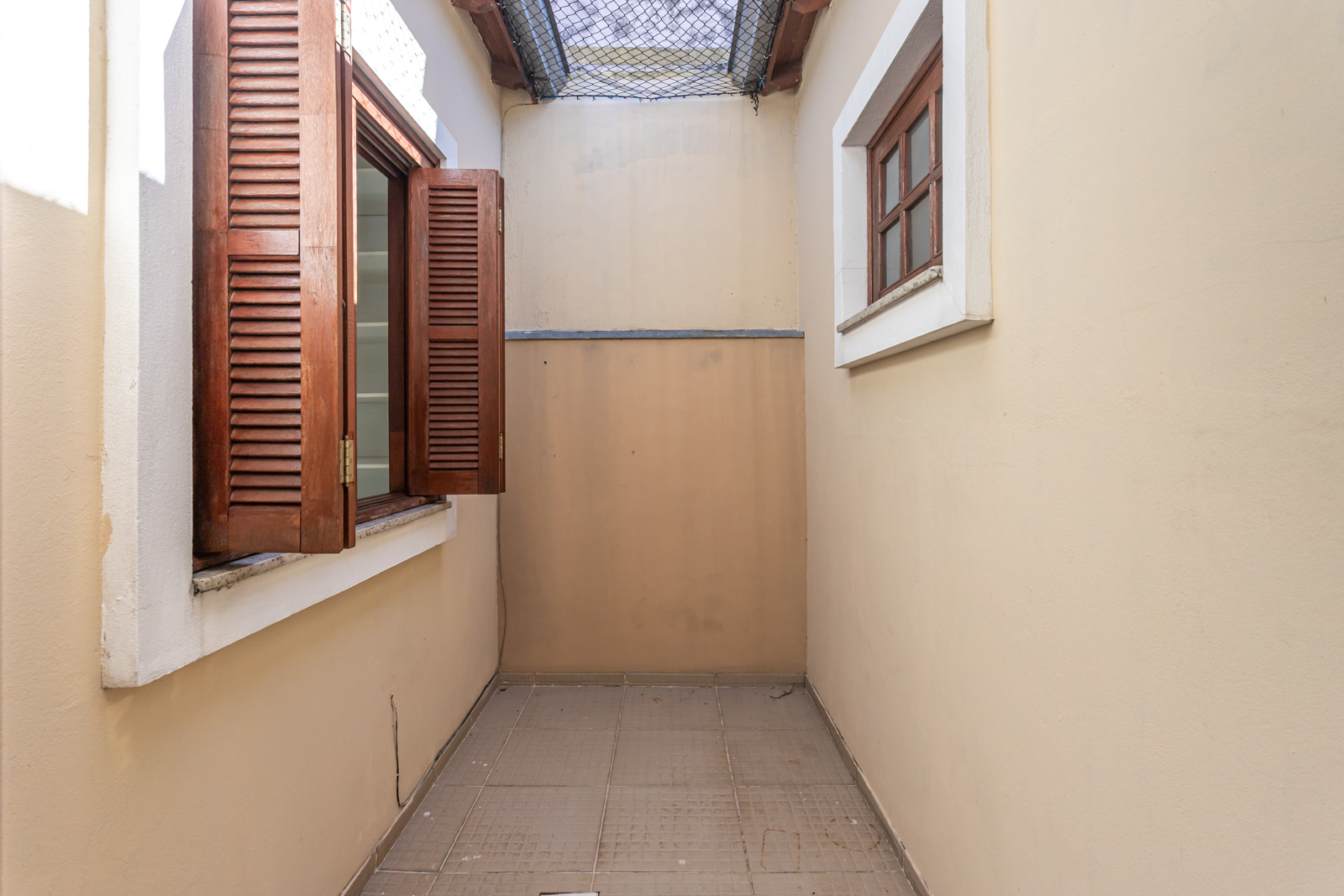 Casa para alugar com 74m², 2 quartos, 1 suíte, 2 vagas no bairro Hípica em Porto Alegre - Foto 18