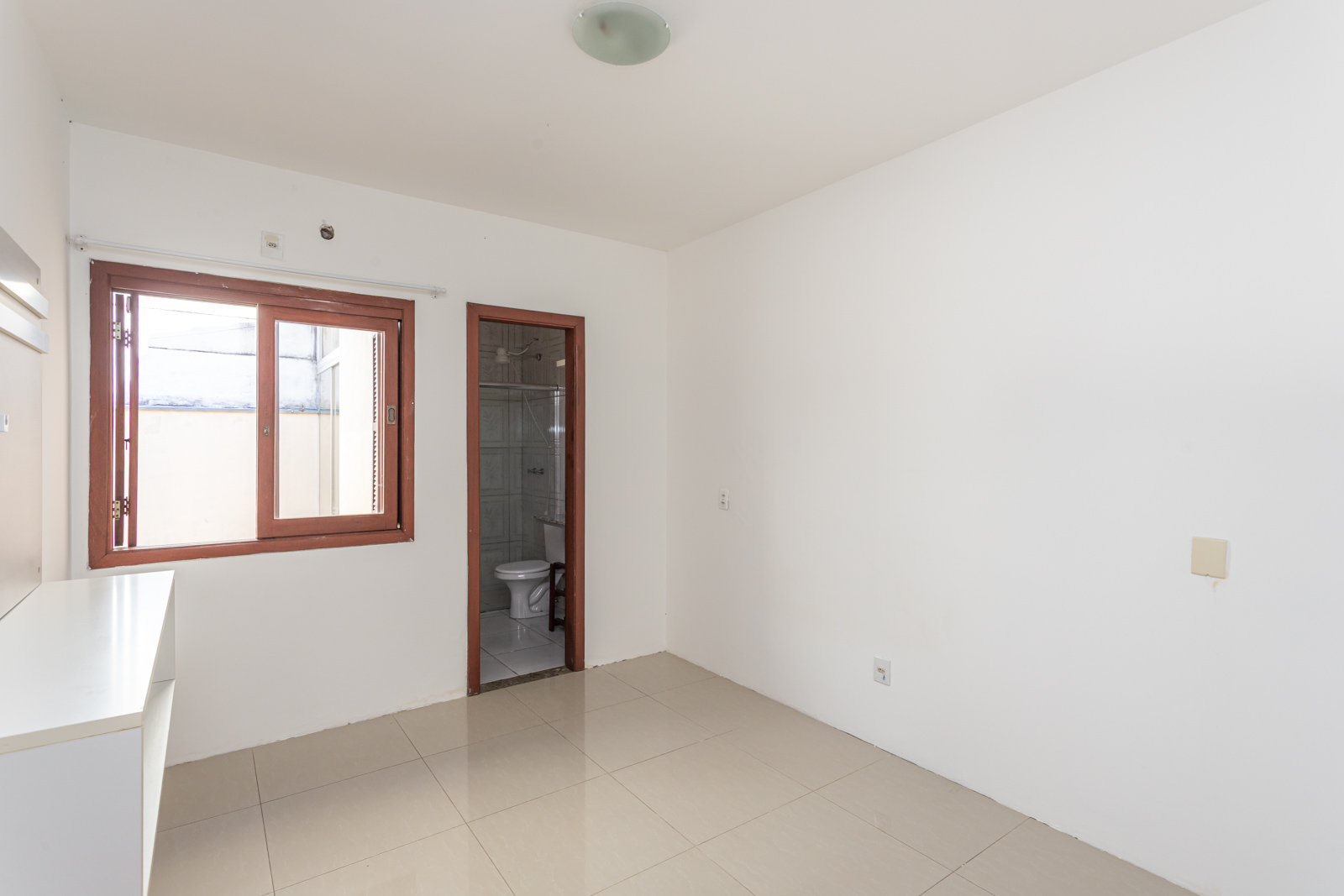 Casa para alugar com 74m², 2 quartos, 1 suíte, 2 vagas no bairro Hípica em Porto Alegre - Foto 27