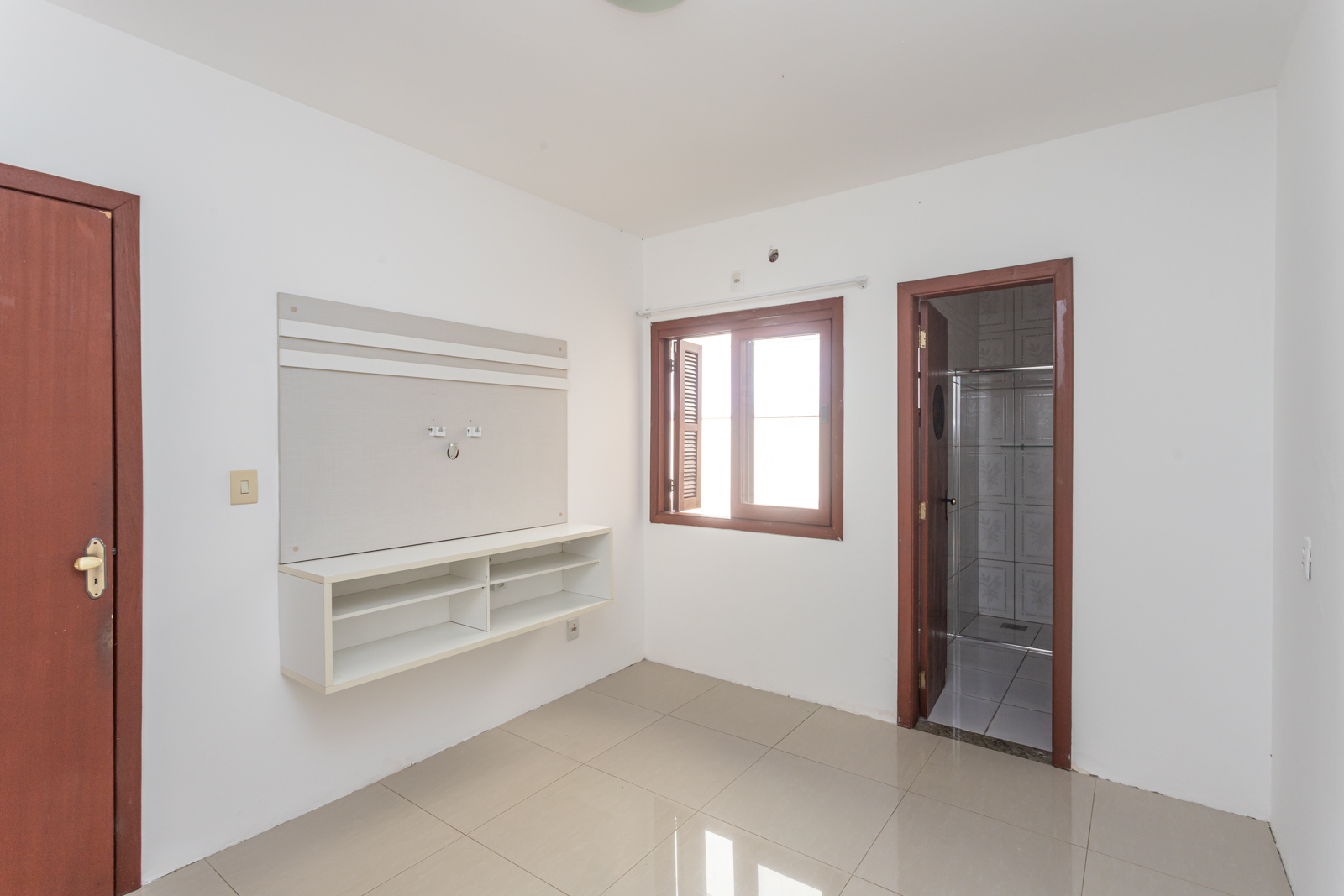 Casa para alugar com 74m², 2 quartos, 1 suíte, 2 vagas no bairro Hípica em Porto Alegre - Foto 28