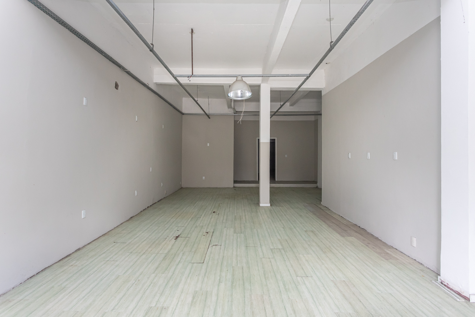 Loja para alugar com 402m² no bairro Tristeza em Porto Alegre - Foto 5