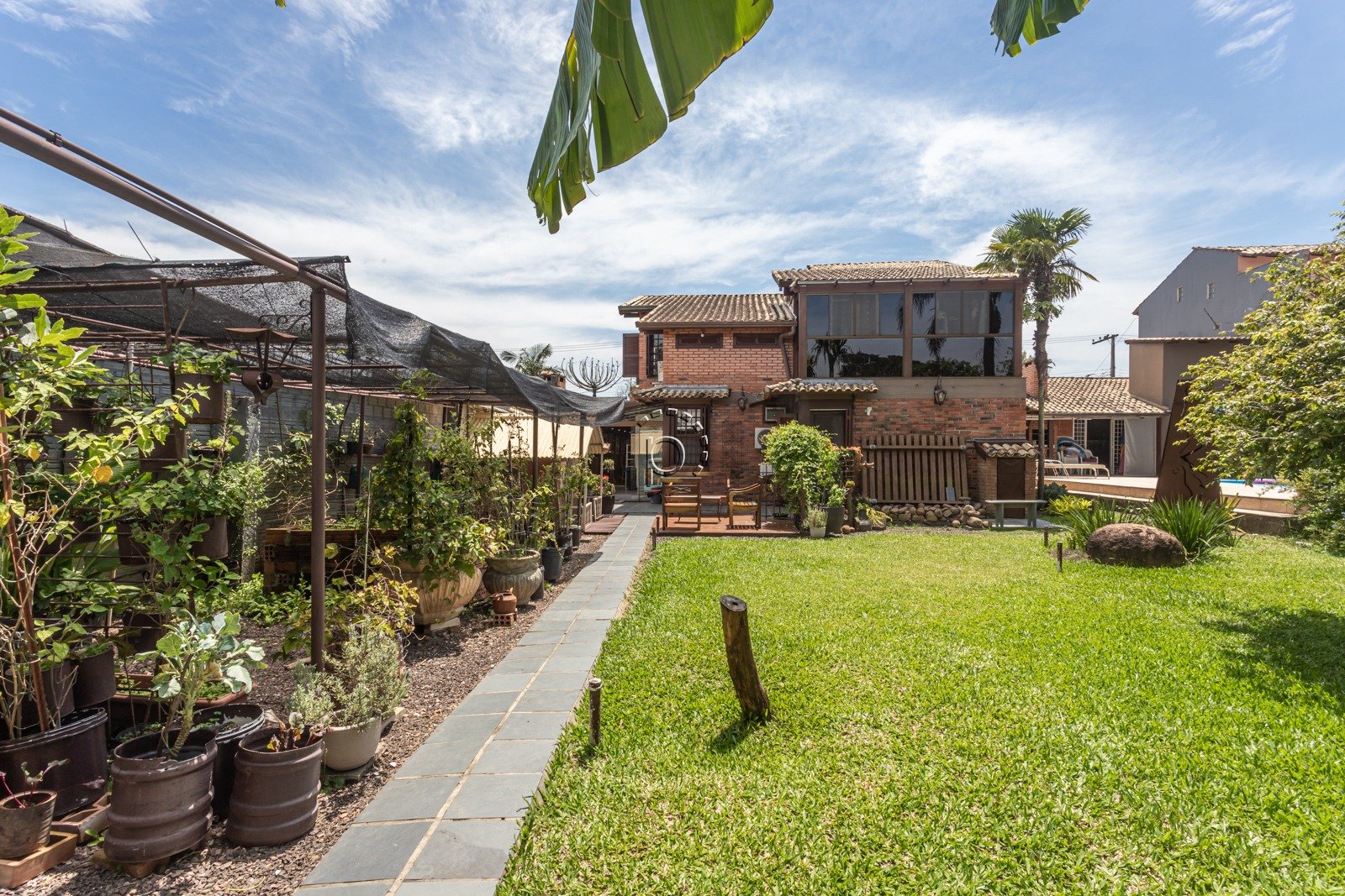 Casa à venda com 280m², 3 quartos, 2 suítes, 3 vagas no bairro Guarujá em Porto Alegre - Foto 38