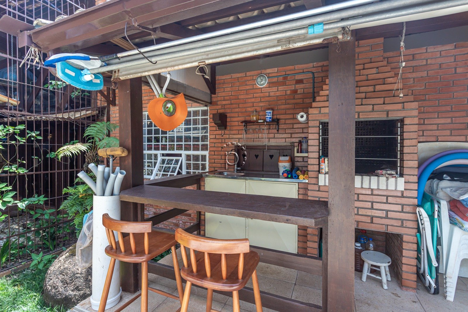 Casa à venda com 280m², 3 quartos, 2 suítes, 3 vagas no bairro Guarujá em Porto Alegre - Foto 48