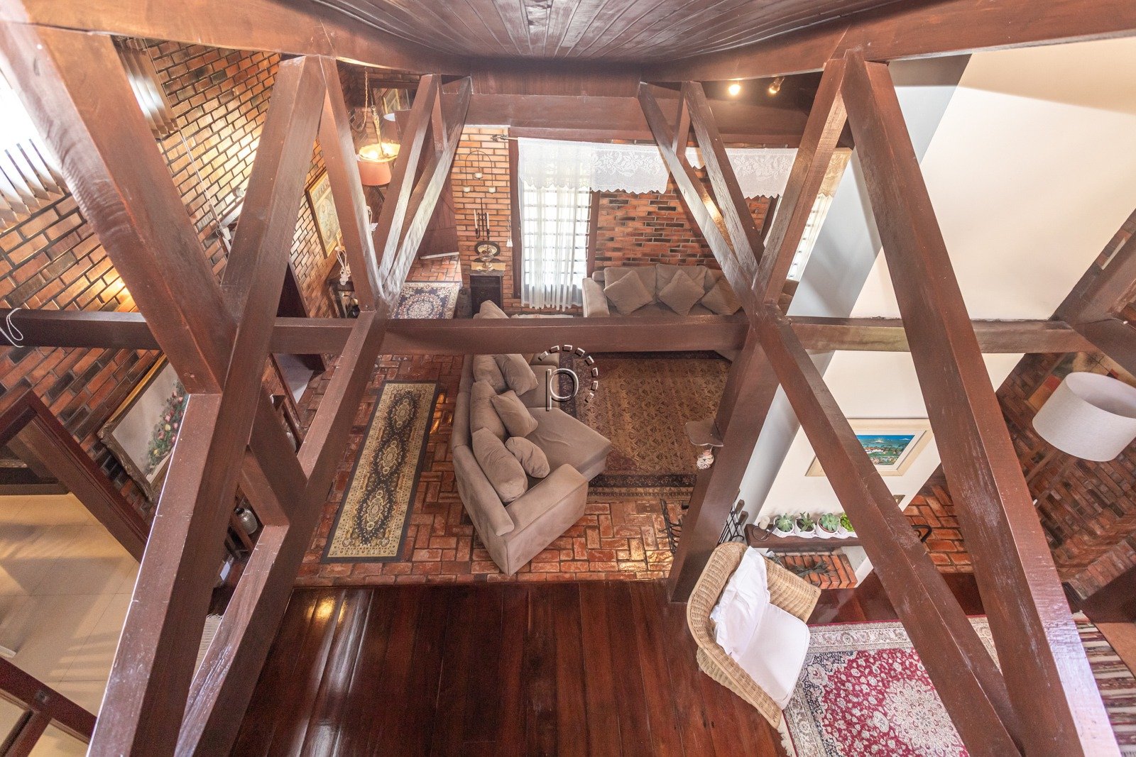 Casa à venda com 280m², 3 quartos, 2 suítes, 3 vagas no bairro Guarujá em Porto Alegre - Foto 50