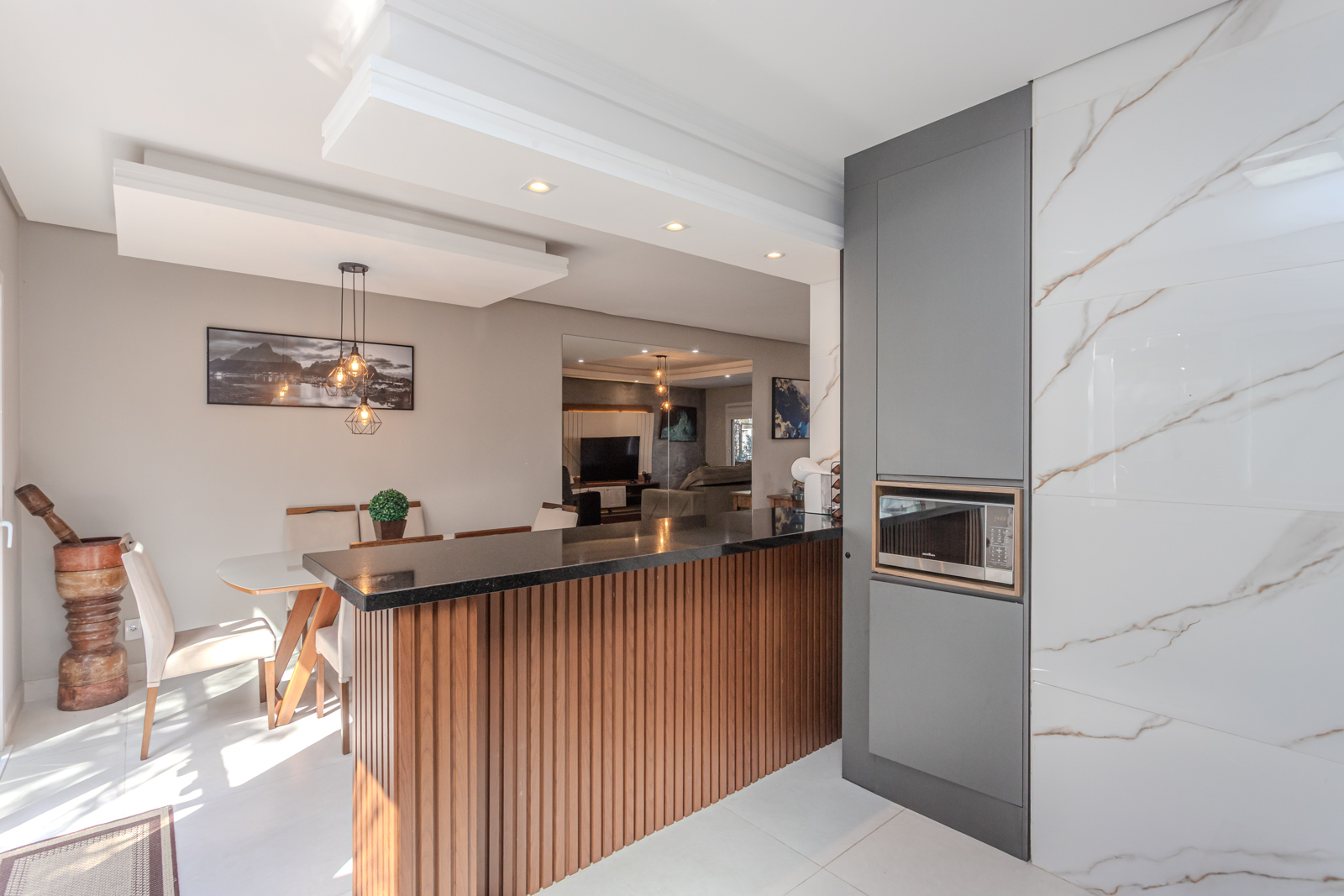 Casa à venda com 128m², 3 quartos, 1 suíte, 2 vagas no bairro Hípica em Porto Alegre - Foto 14