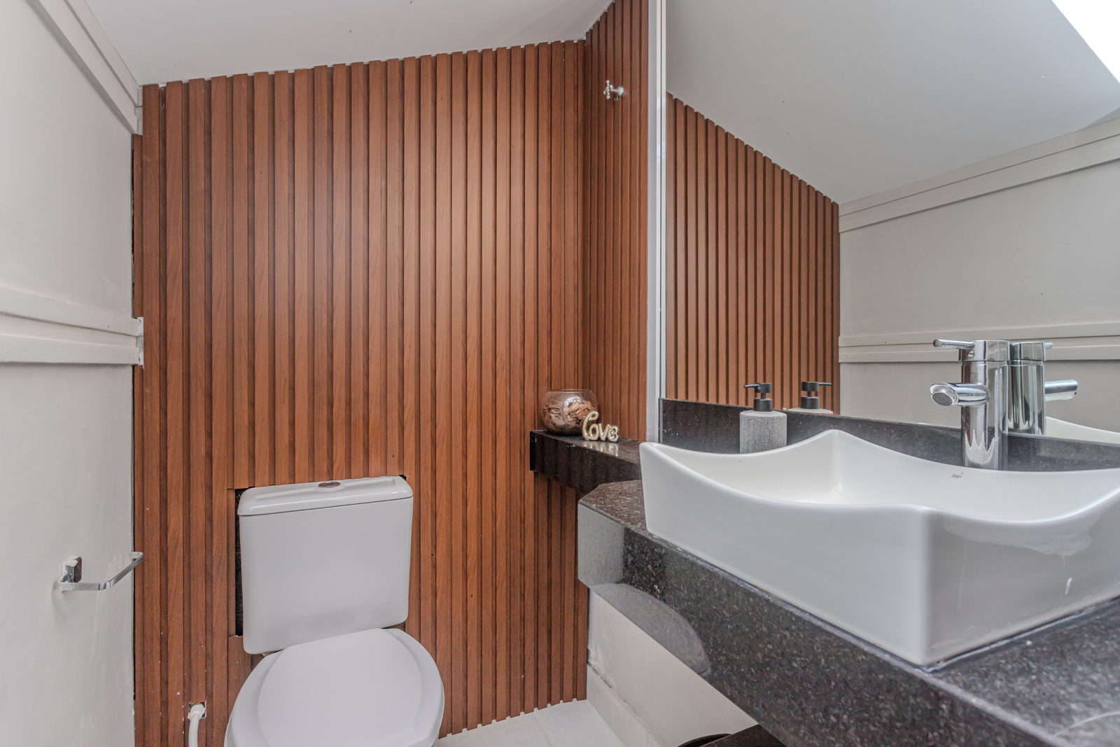 Casa à venda com 128m², 3 quartos, 1 suíte, 2 vagas no bairro Hípica em Porto Alegre - Foto 11