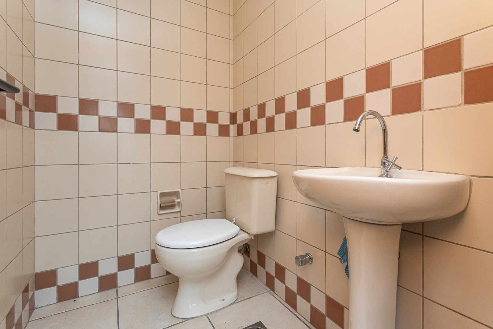 Sala para alugar com 27m² no bairro Tristeza em Porto Alegre - Foto 11