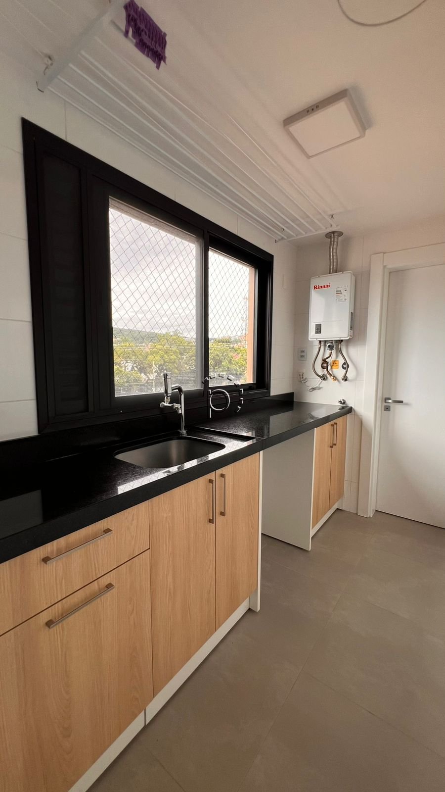 Apartamento para alugar com 163m², 3 quartos, 3 suítes, 3 vagas no bairro Pedra Redonda em Porto Alegre - Foto 7