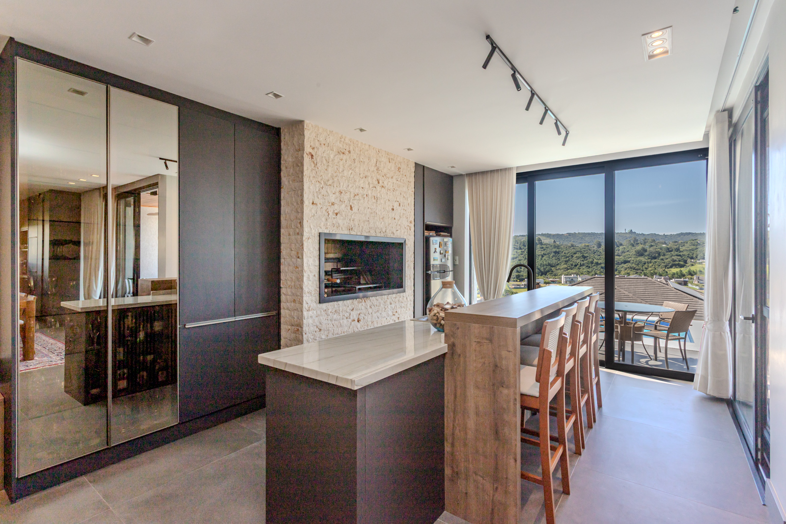 Casa em Condomínio à venda com 304m², 2 quartos, 2 suítes, 2 vagas no bairro Alphaville em Porto Alegre - Foto 15