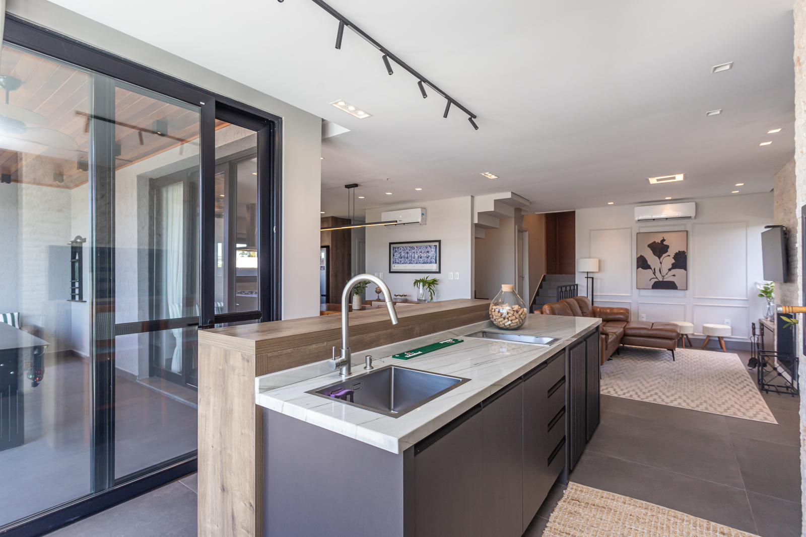 Casa em Condomínio à venda com 304m², 2 quartos, 2 suítes, 2 vagas no bairro Alphaville em Porto Alegre - Foto 12