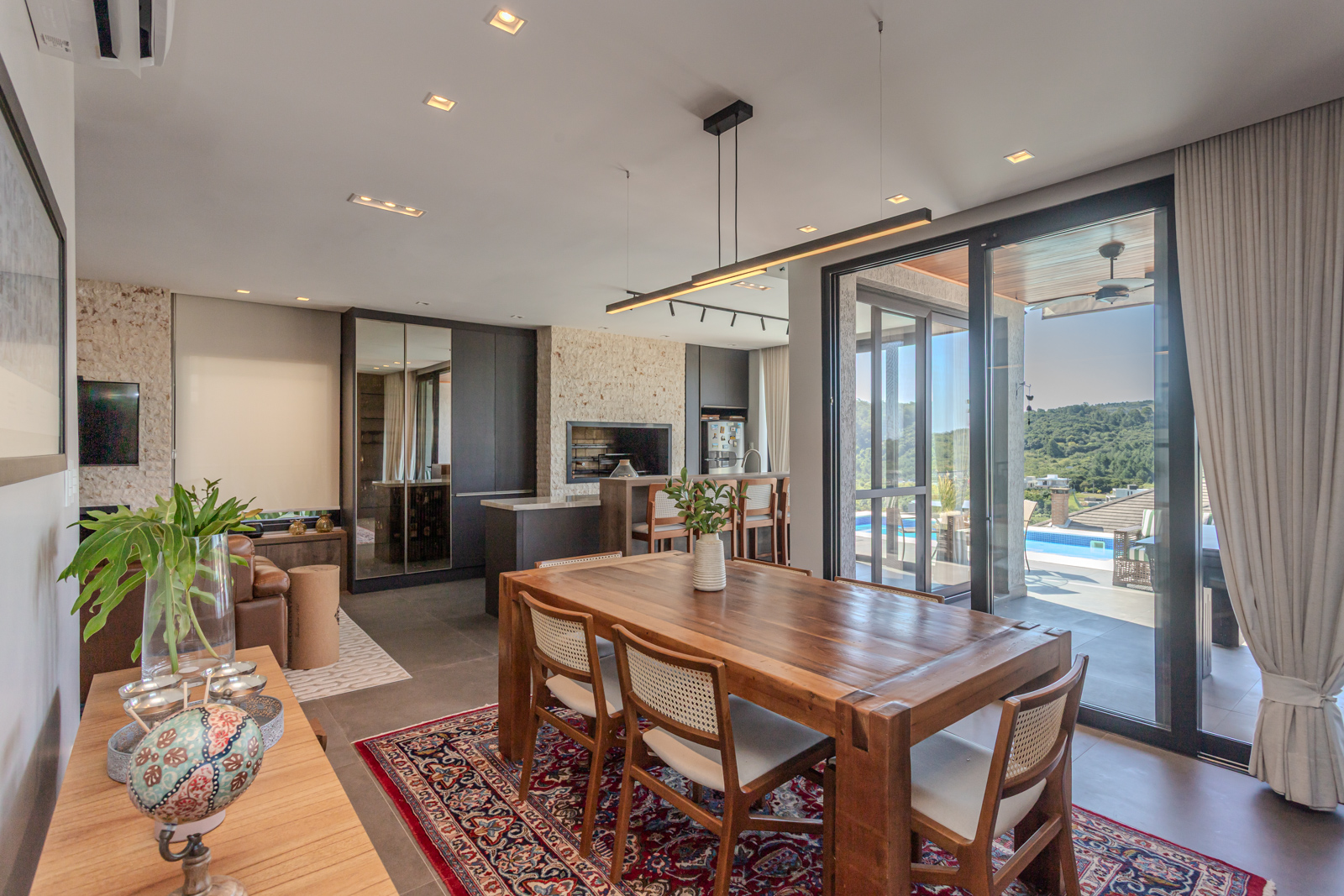 Casa em Condomínio à venda com 304m², 2 quartos, 2 suítes, 2 vagas no bairro Alphaville em Porto Alegre - Foto 4