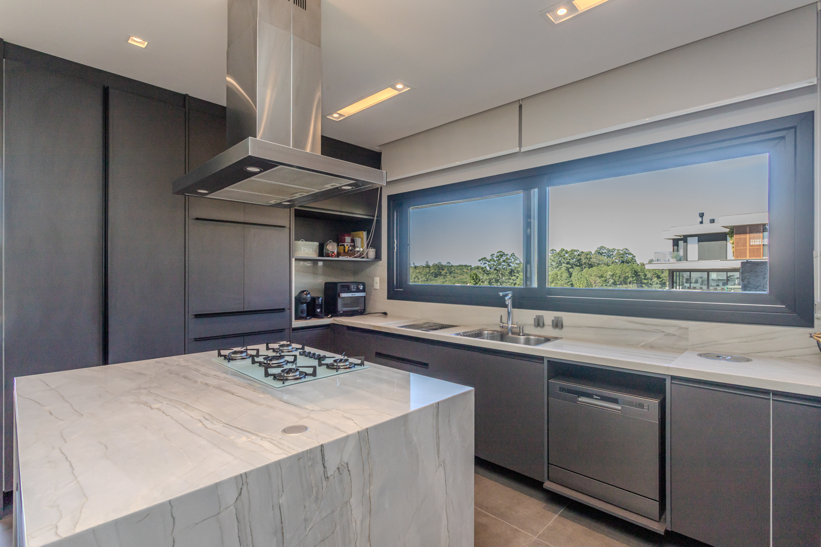 Casa em Condomínio à venda com 304m², 2 quartos, 2 suítes, 2 vagas no bairro Alphaville em Porto Alegre - Foto 9