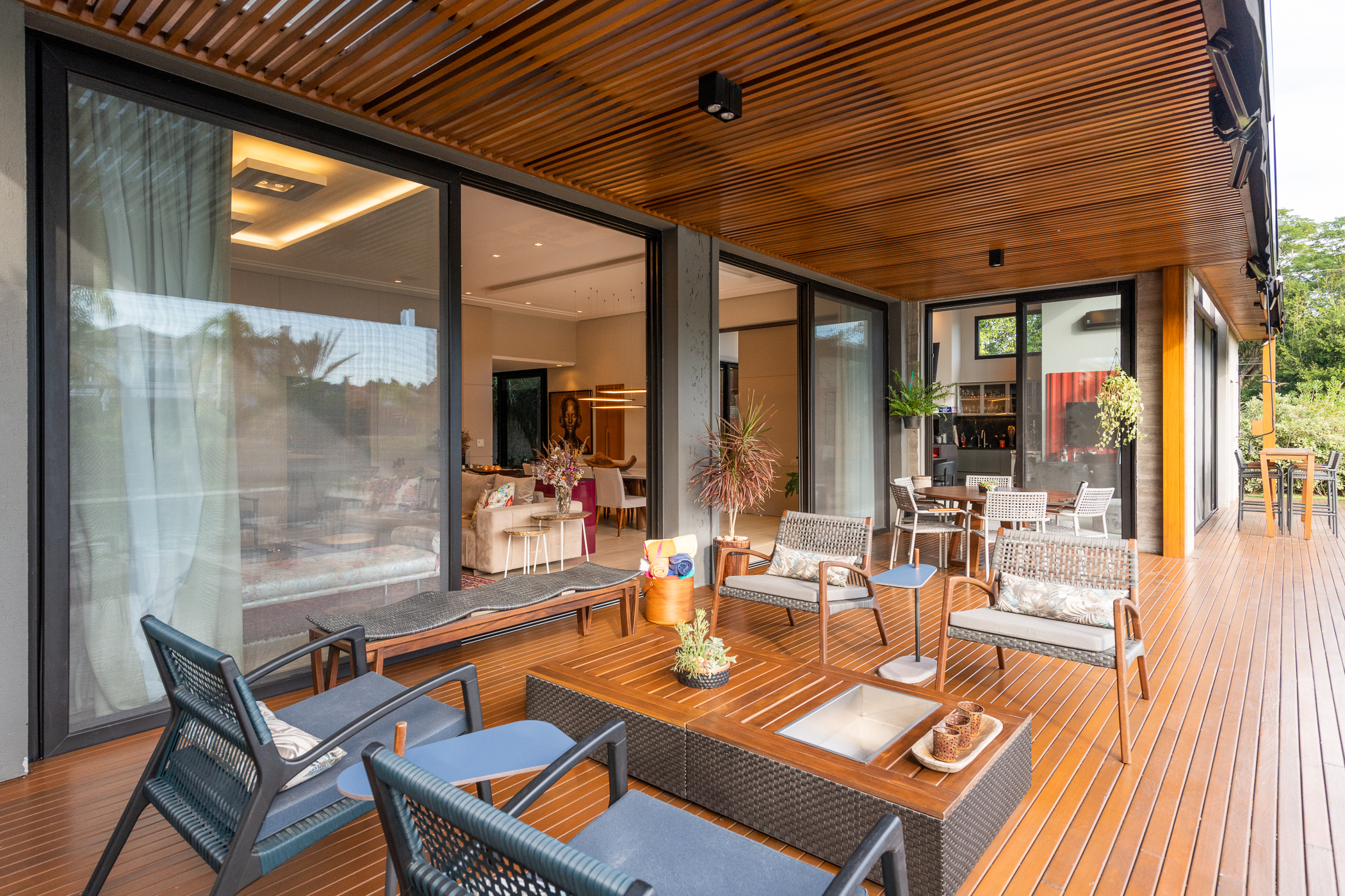 Casa em Condomínio à venda com 550m², 5 quartos, 5 suítes, 4 vagas no bairro Terra Ville em Porto Alegre - Foto 18