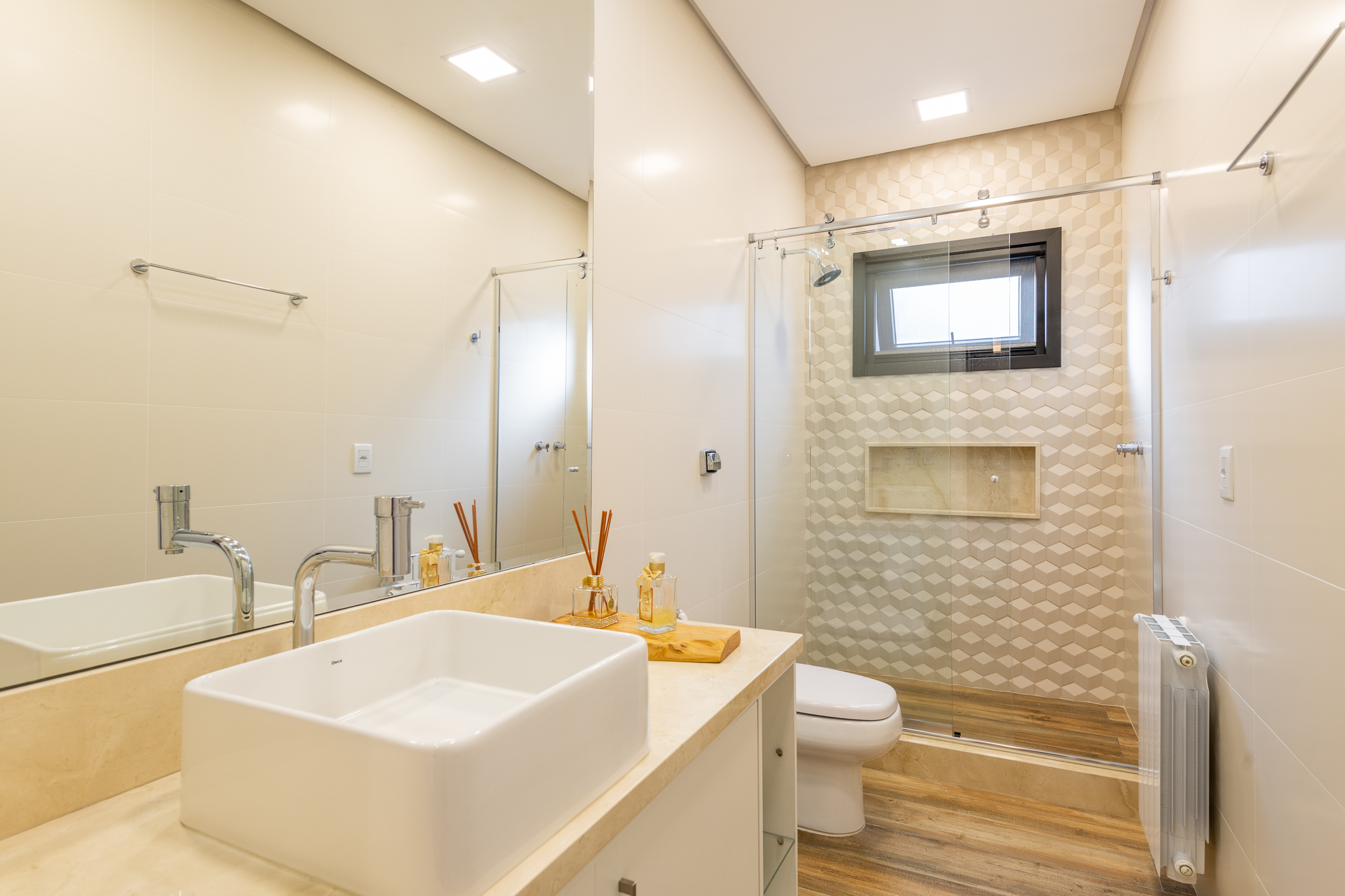 Casa em Condomínio à venda com 550m², 5 quartos, 5 suítes, 4 vagas no bairro Terra Ville em Porto Alegre - Foto 45