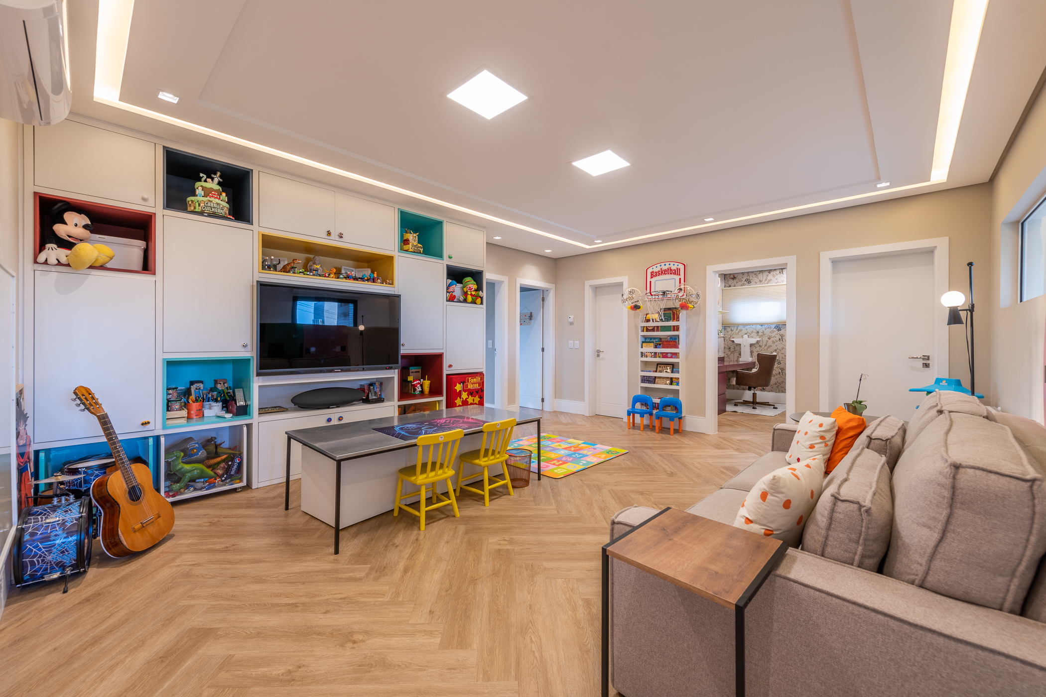 Casa em Condomínio à venda com 550m², 5 quartos, 5 suítes, 4 vagas no bairro Terra Ville em Porto Alegre - Foto 31