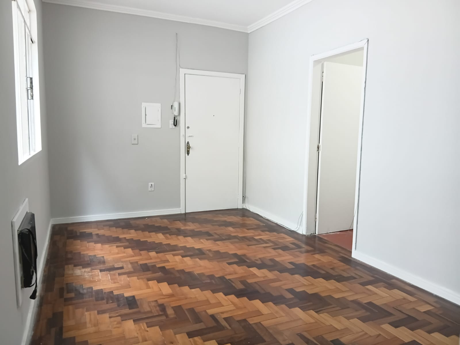 Apartamento para alugar com 46m², 2 quartos no bairro Menino Deus em Porto Alegre - Foto 2