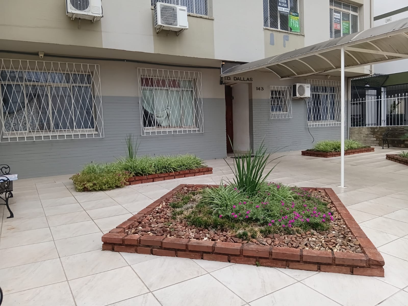 Apartamento para alugar com 46m², 2 quartos no bairro Menino Deus em Porto Alegre - Foto 12