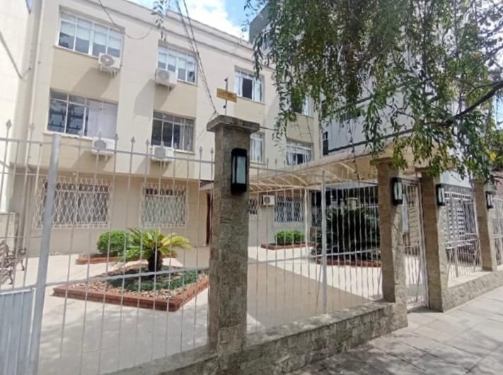 Apartamento para alugar com 46m², 2 quartos no bairro Menino Deus em Porto Alegre