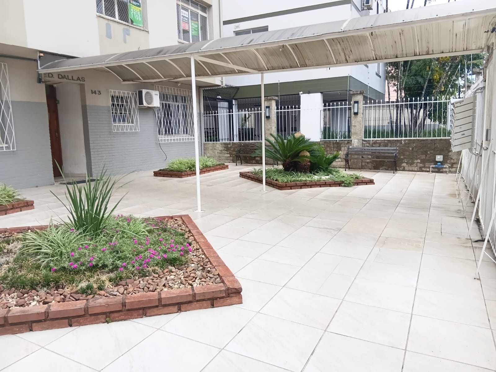 Apartamento para alugar com 46m², 2 quartos no bairro Menino Deus em Porto Alegre - Foto 13