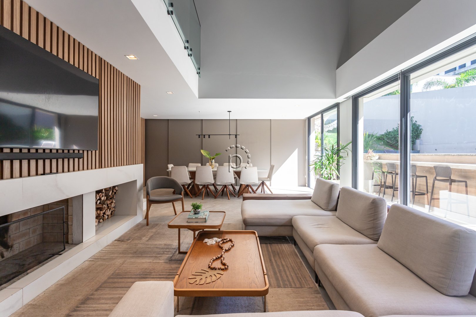 Casa em Condomínio à venda com 412m², 4 quartos, 4 suítes, 3 vagas no bairro Alphaville em Porto Alegre