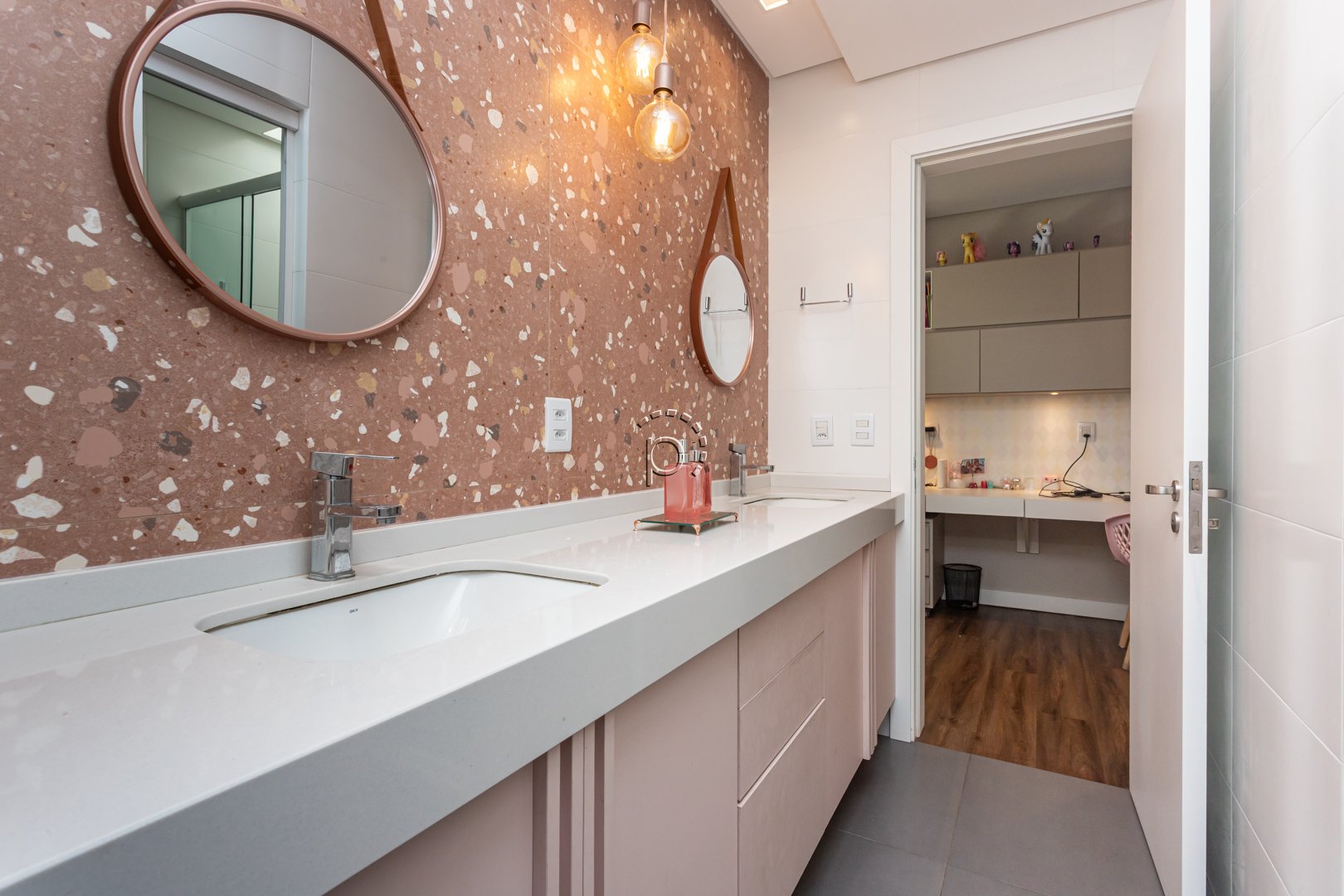 Casa em Condomínio à venda com 412m², 4 quartos, 4 suítes, 3 vagas no bairro Alphaville em Porto Alegre - Foto 42