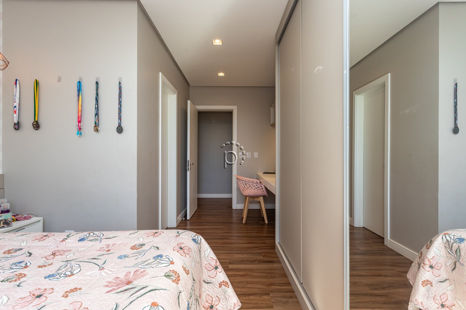 Casa em Condomínio à venda com 412m², 4 quartos, 4 suítes, 3 vagas no bairro Alphaville em Porto Alegre - Foto 46