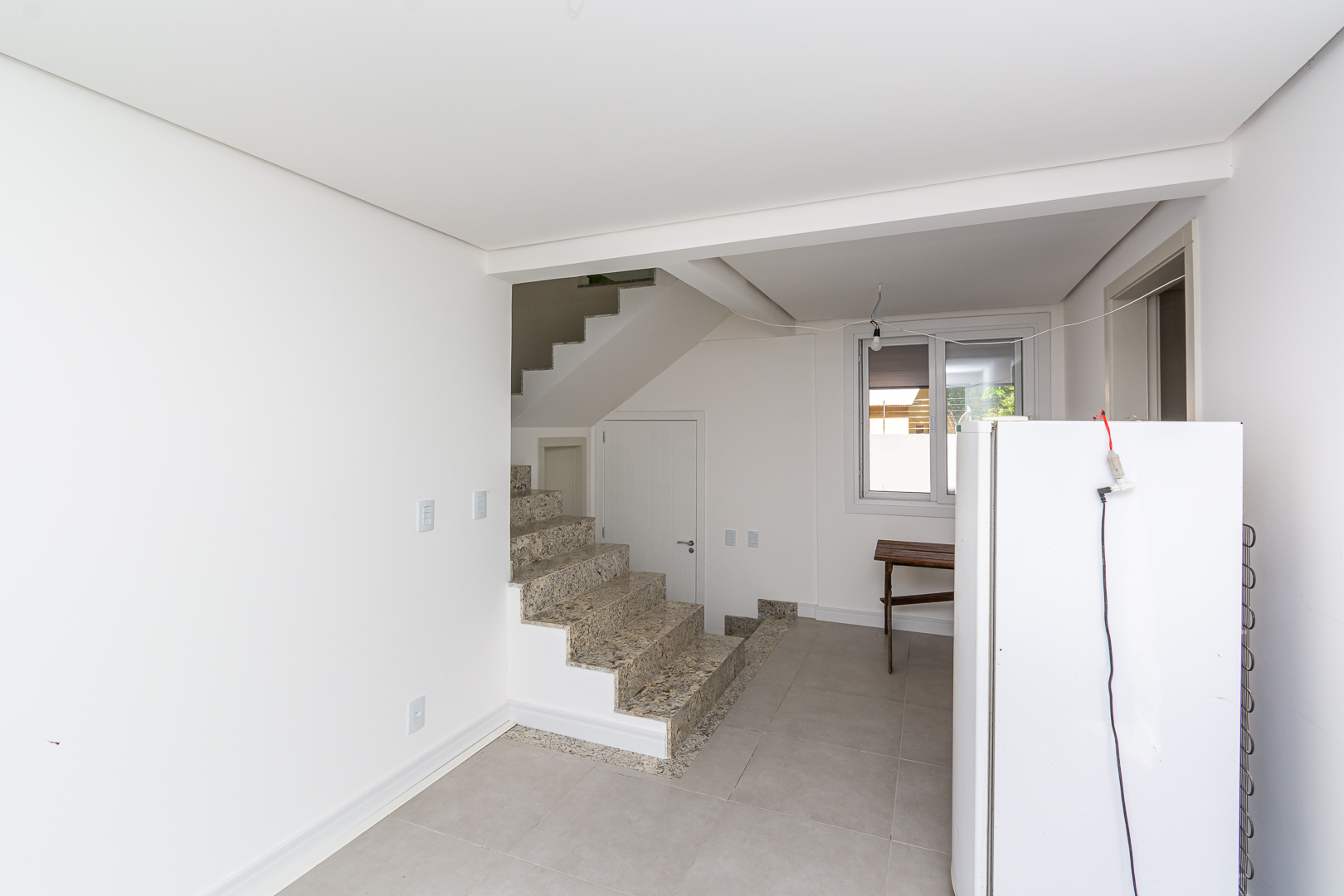 Casa em Condomínio à venda com 508m², 4 quartos, 4 suítes, 2 vagas no bairro Tristeza em Porto Alegre - Foto 2