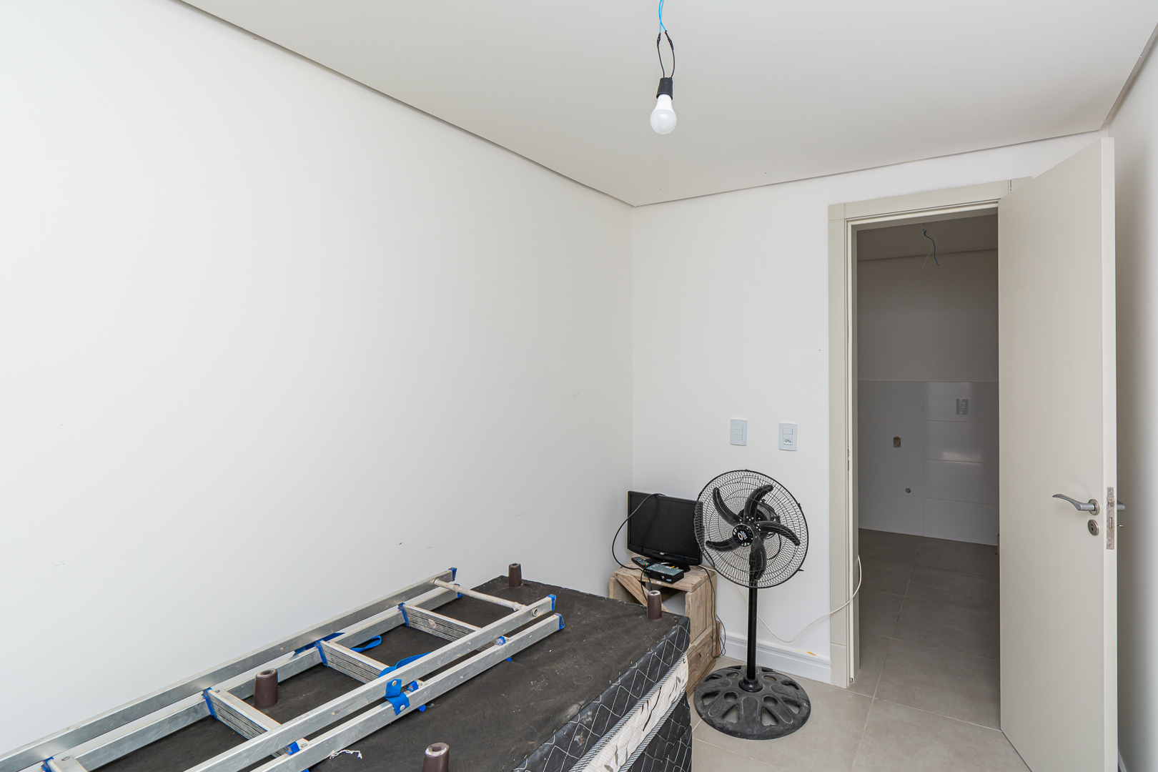 Casa em Condomínio à venda com 508m², 4 quartos, 4 suítes, 2 vagas no bairro Tristeza em Porto Alegre - Foto 11