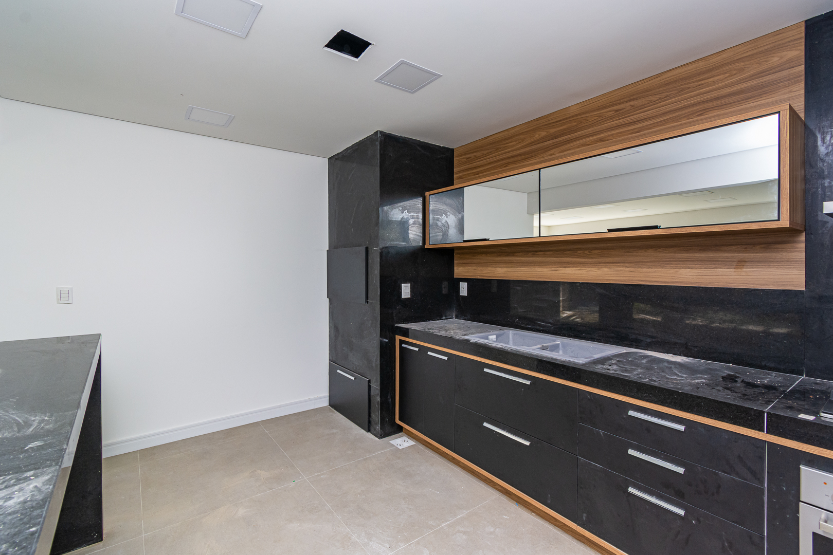 Casa em Condomínio à venda com 508m², 4 quartos, 4 suítes, 2 vagas no bairro Tristeza em Porto Alegre - Foto 72