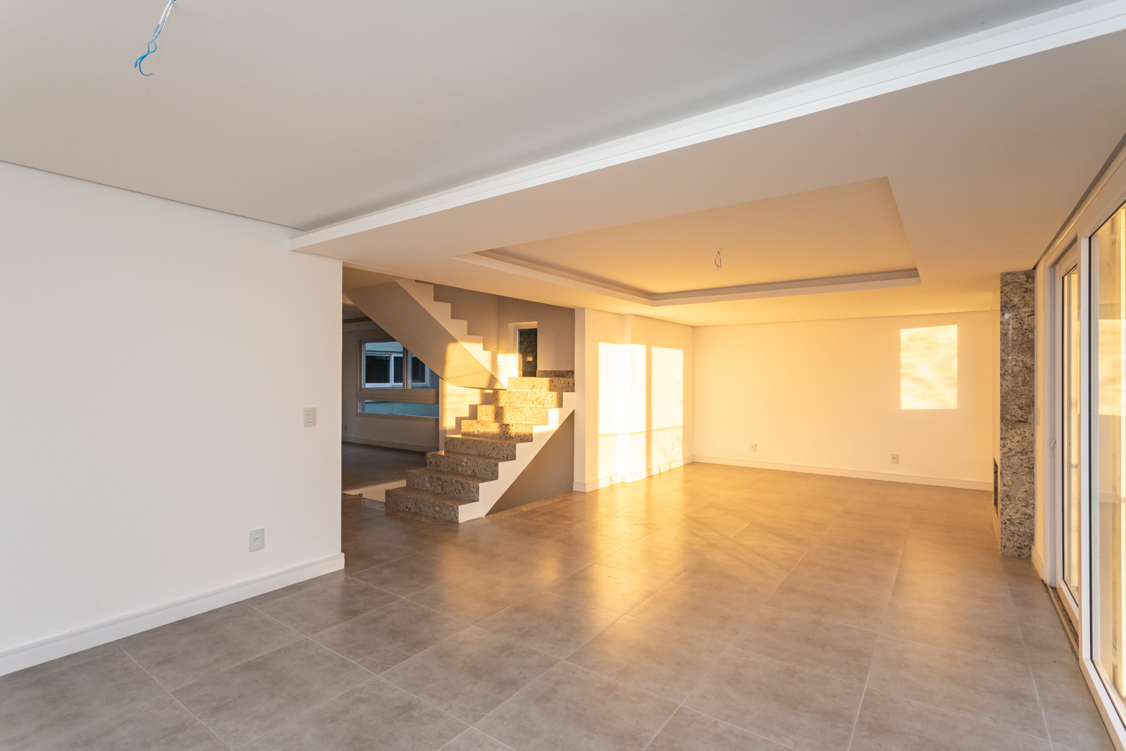 Casa em Condomínio à venda com 508m², 4 quartos, 4 suítes, 2 vagas no bairro Tristeza em Porto Alegre - Foto 2