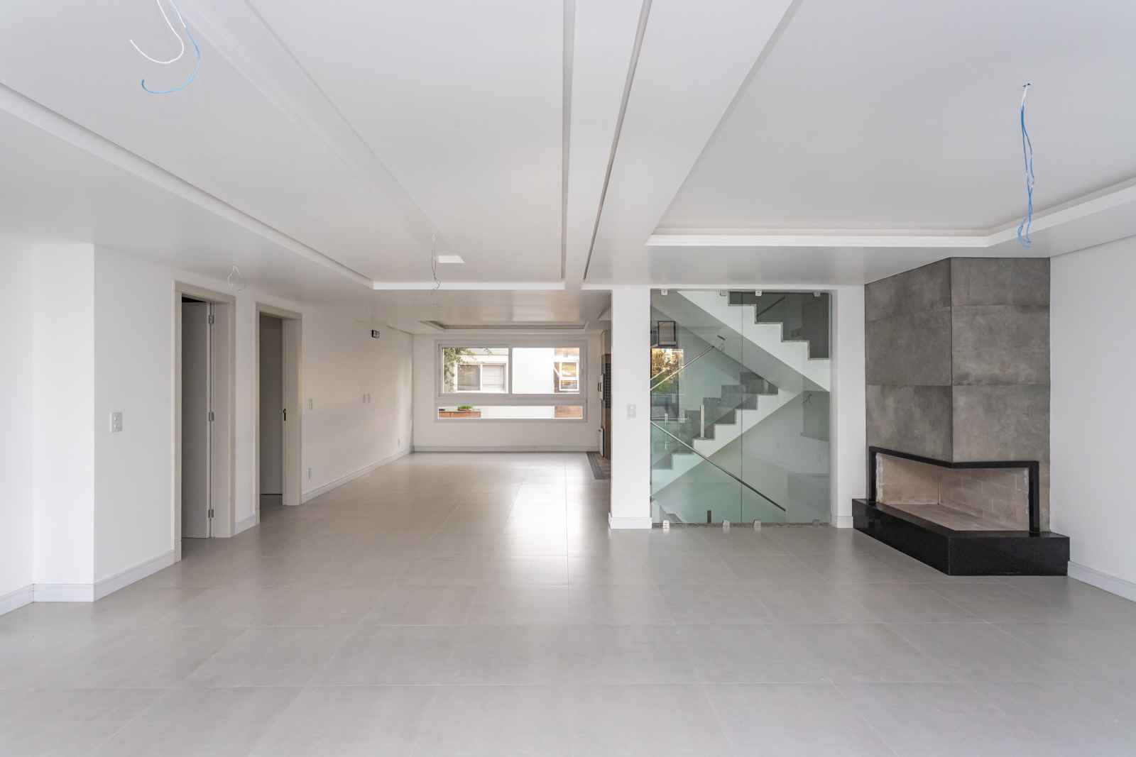 Casa em Condomínio à venda com 508m², 4 quartos, 4 suítes, 2 vagas no bairro Tristeza em Porto Alegre - Foto 2