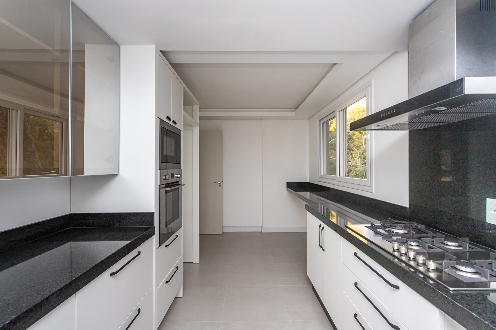 Casa em Condomínio à venda com 508m², 4 quartos, 4 suítes, 2 vagas no bairro Tristeza em Porto Alegre - Foto 11