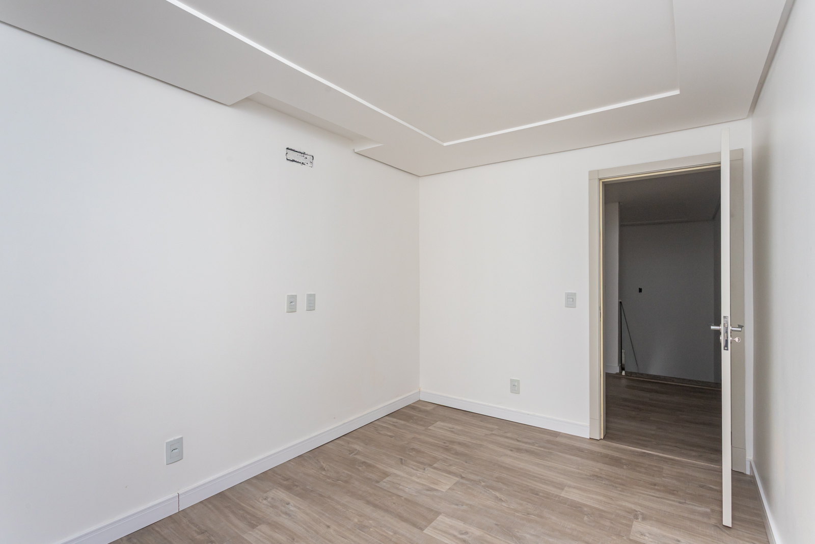 Casa em Condomínio à venda com 508m², 4 quartos, 4 suítes, 2 vagas no bairro Tristeza em Porto Alegre - Foto 33