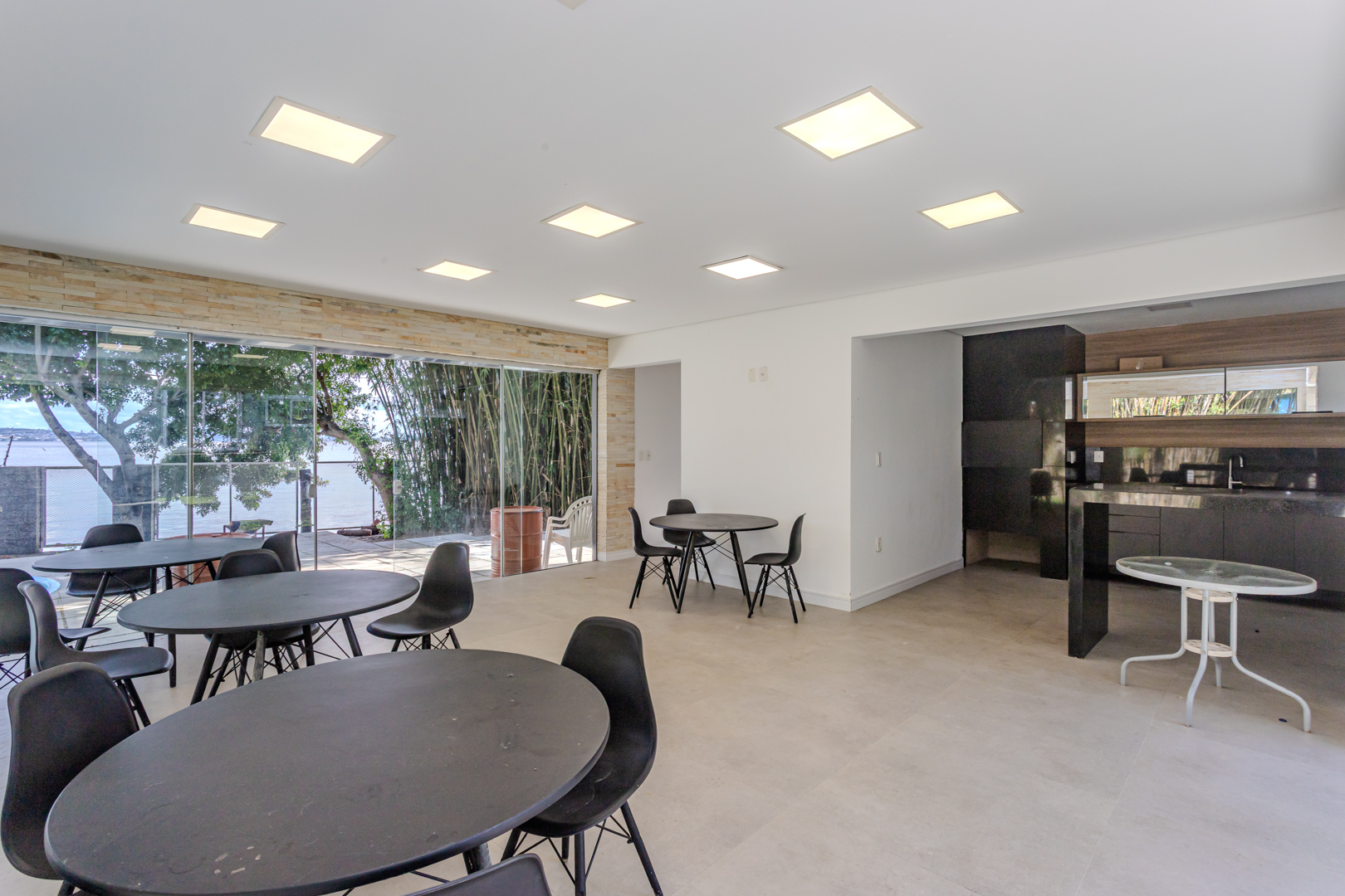 Casa em Condomínio à venda com 508m², 4 quartos, 4 suítes, 2 vagas no bairro Tristeza em Porto Alegre - Foto 52